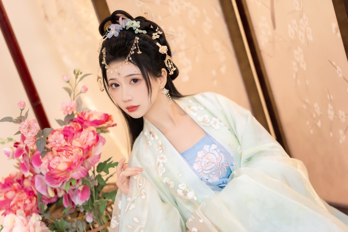 图片[18]-YiTuYu艺图语 Vol.3445 Qi Luo Sheng De Xiao Su Su[27P]-六色网