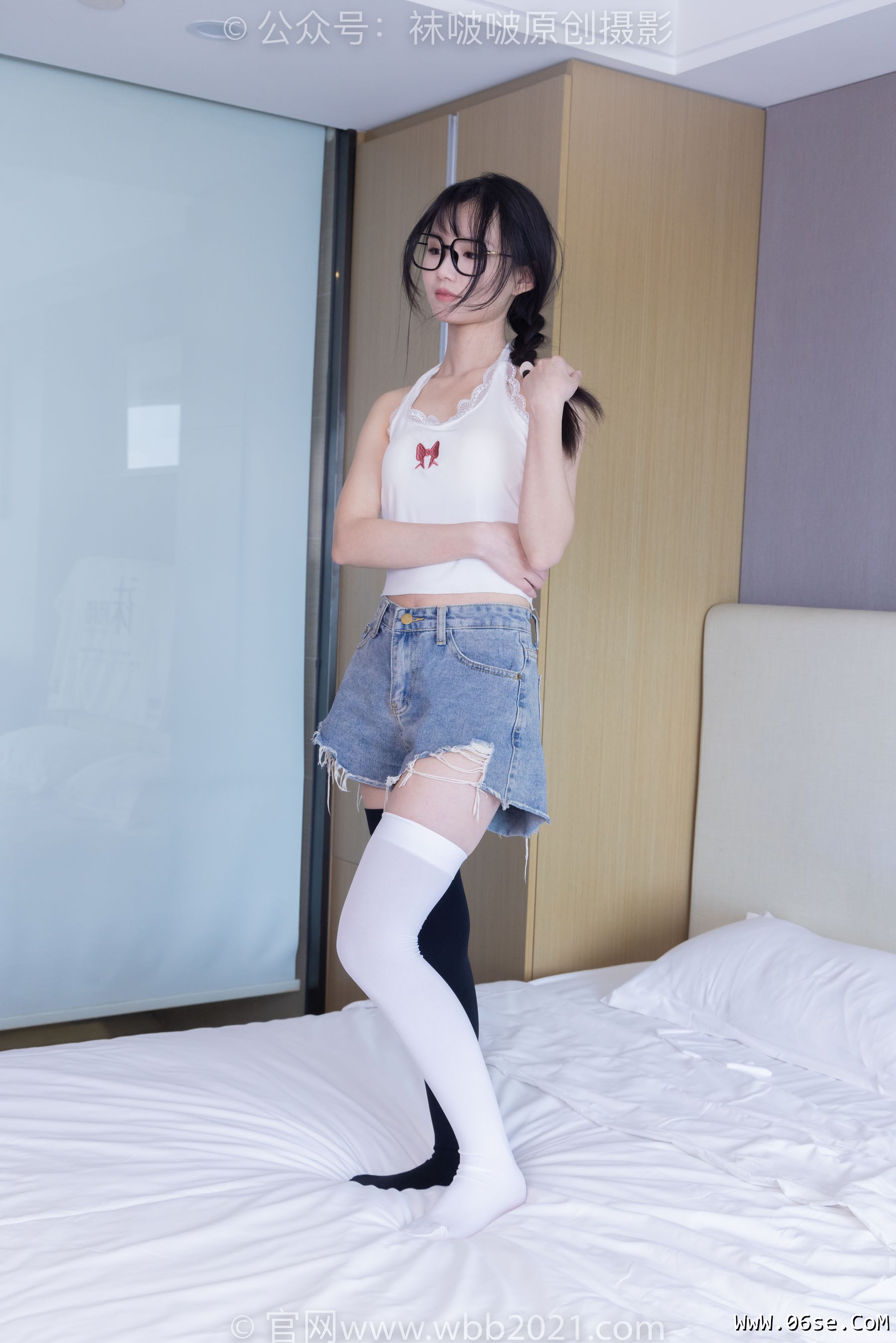 图片[108]-BoBoSocks袜啵啵 No.390 甜甜圈 -板鞋、厚黑丝大腿袜、厚白丝大腿袜[148P]-六色网