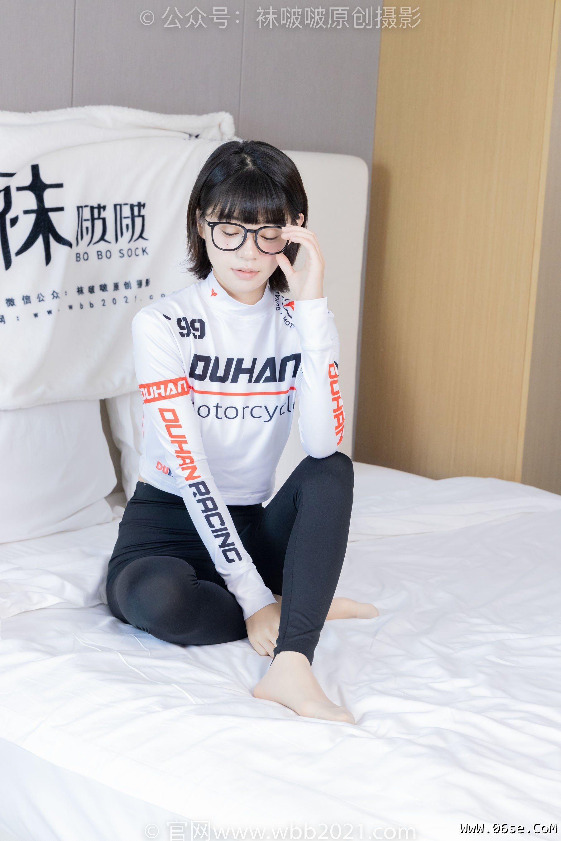 图片[8]-BoBoSocks袜啵啵 No.410 糯米 -运动鞋、白棉袜、肉丝、瑜伽裤裤里丝[145P]-六色网