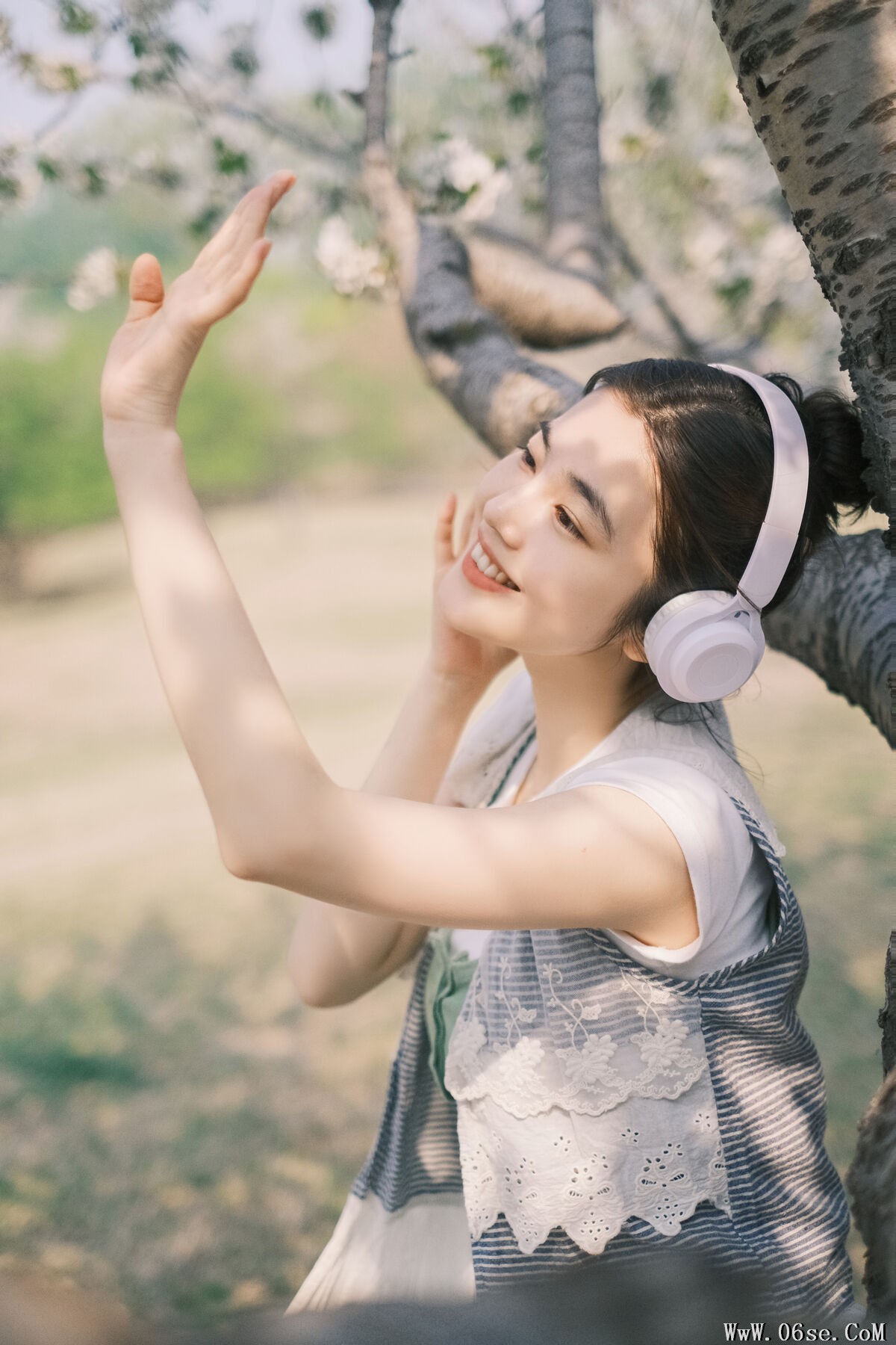 图片[15]-YiTuYu艺图语 Vol.7084 Fan Fan[28P]-六色网