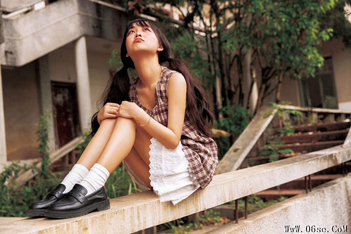 图片[26]-YiTuYu艺图语 Vol.6880 Dang Ran Ran Ran[32P]-六色网
