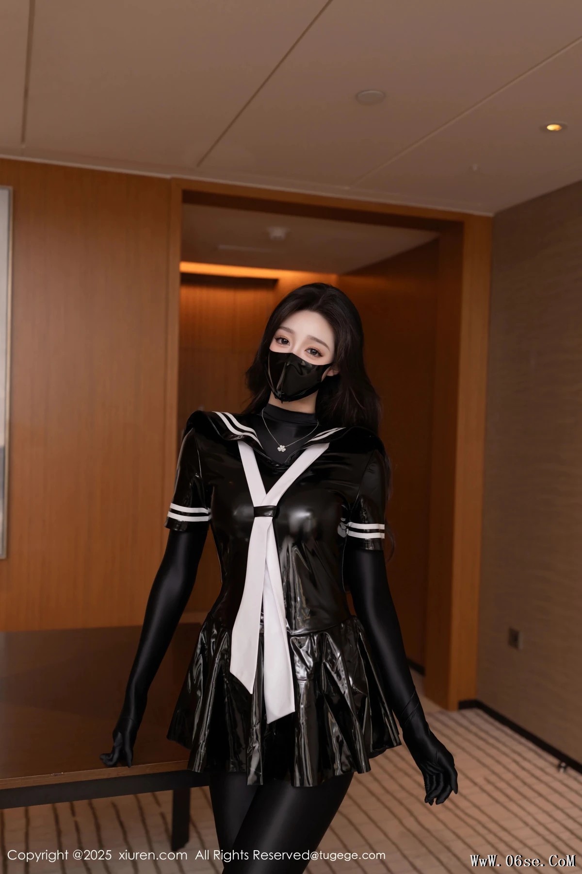 图片[2]-[秀人网] 2025.03.28 No.10087 小逗逗 [83P]-六色网