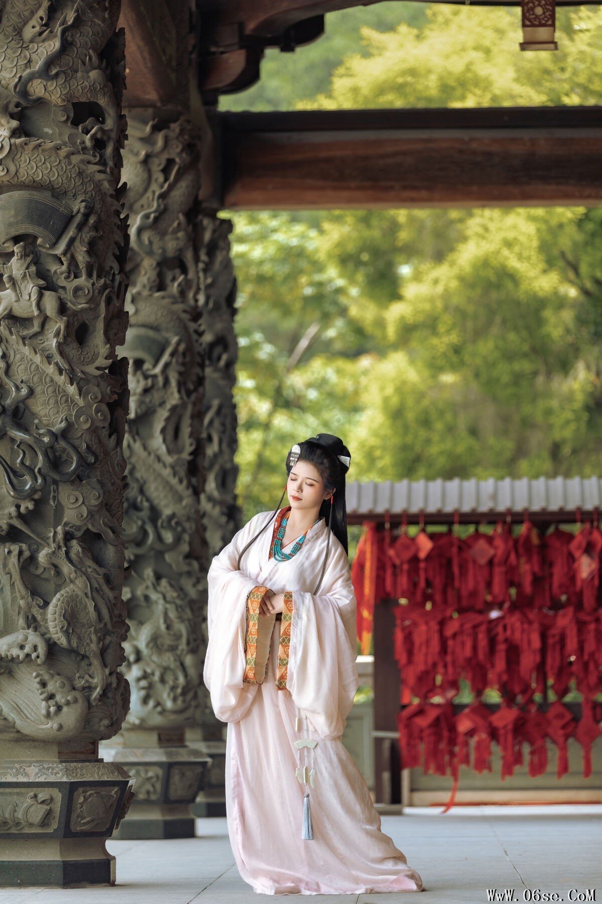 图片[23]-YiTuYu艺图语 Vol.7799 Qing Qing[25P]-六色网