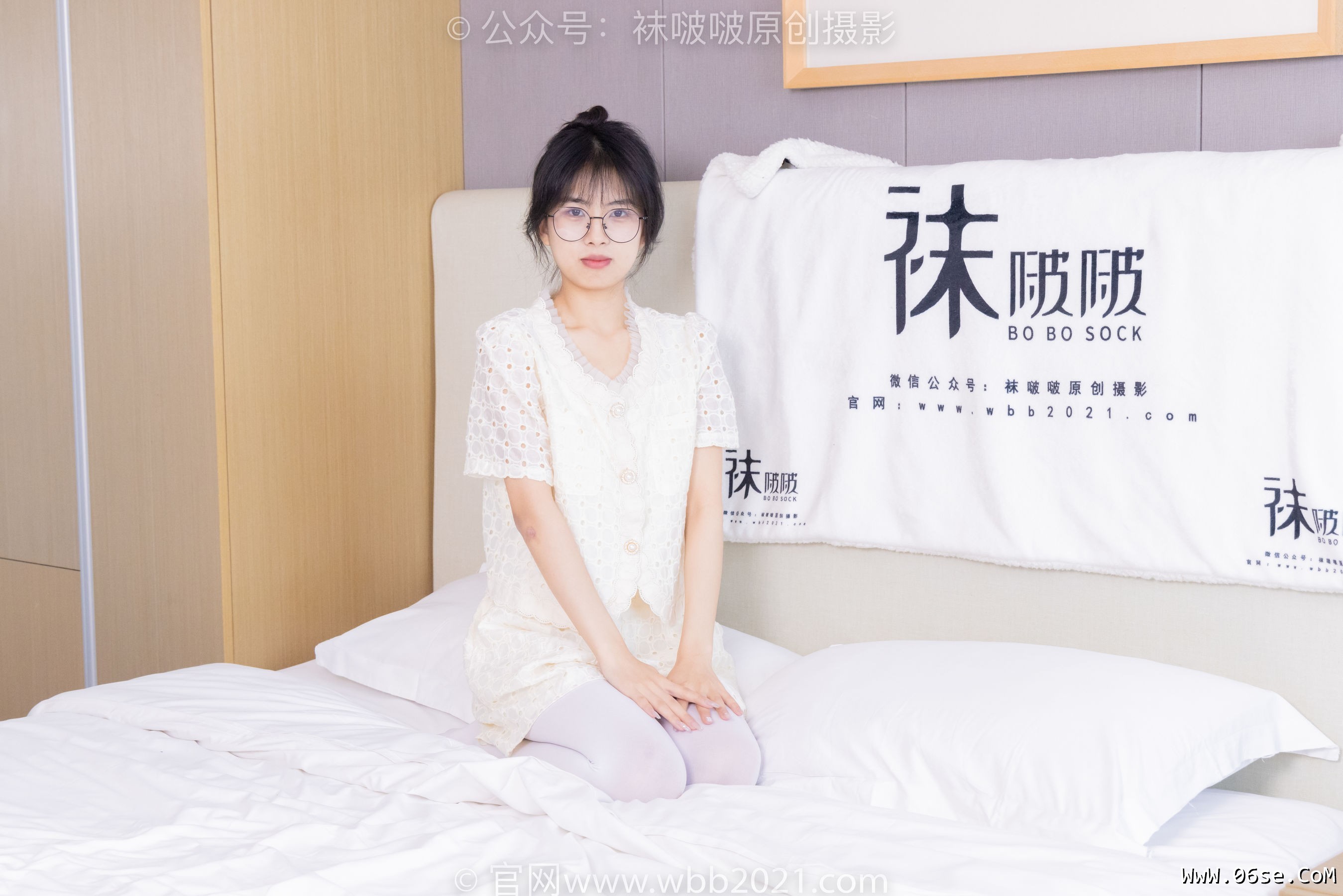 图片[7]-BoBoSocks袜啵啵 No.421 奶油 – 皮鞋、厚白丝、瑜伽动作时老头乐挠脚剧情[140P]-六色网