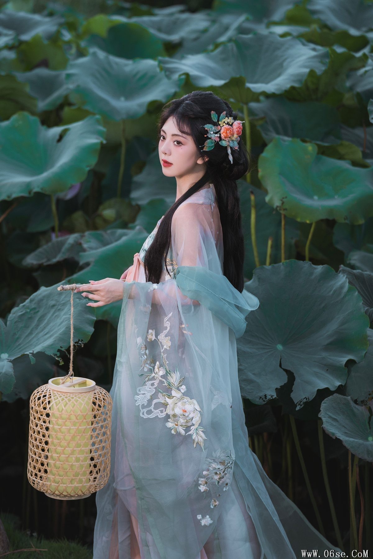 图片[30]-YiTuYu艺图语 Vol.5287 Qian Xue Ya[31P]-六色网