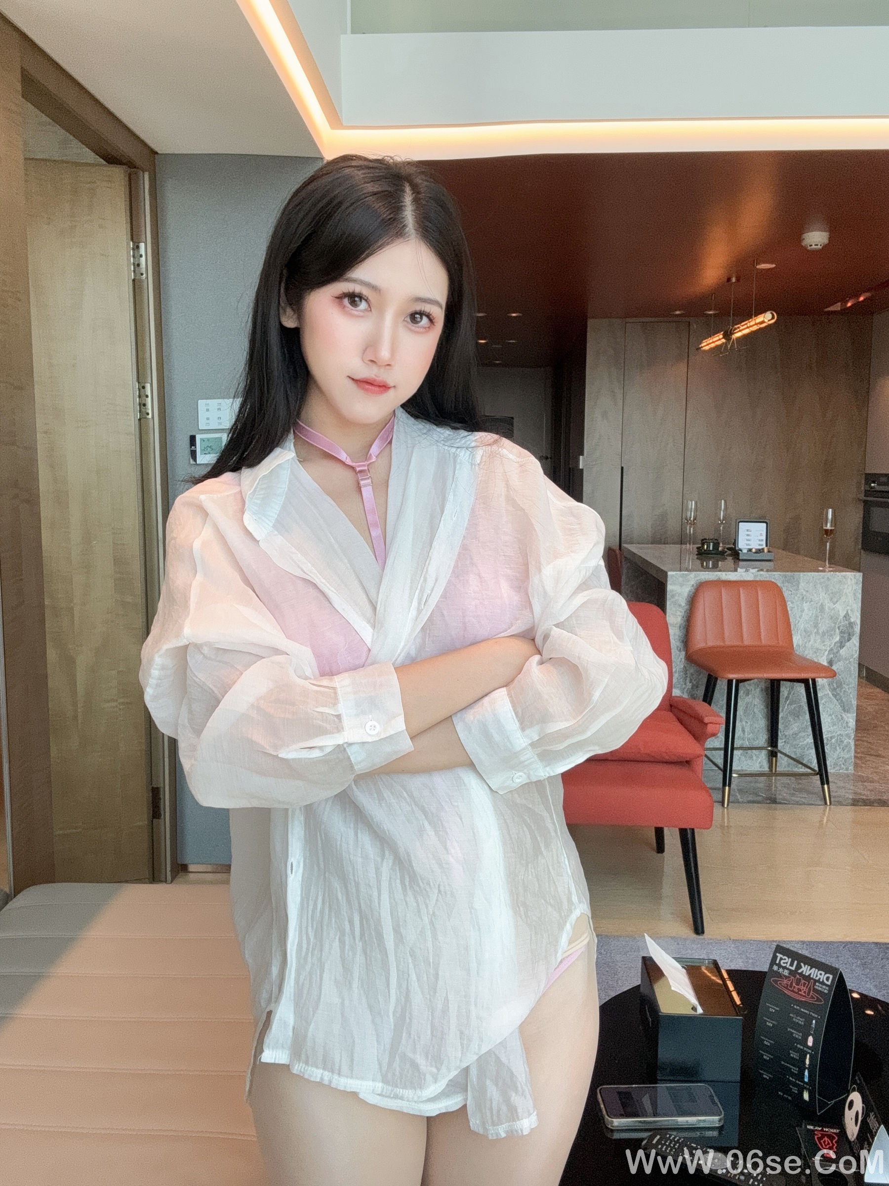 图片[5]-微博人气Coser不呆猫 – 粉色衬衣女友[66P]-六色网