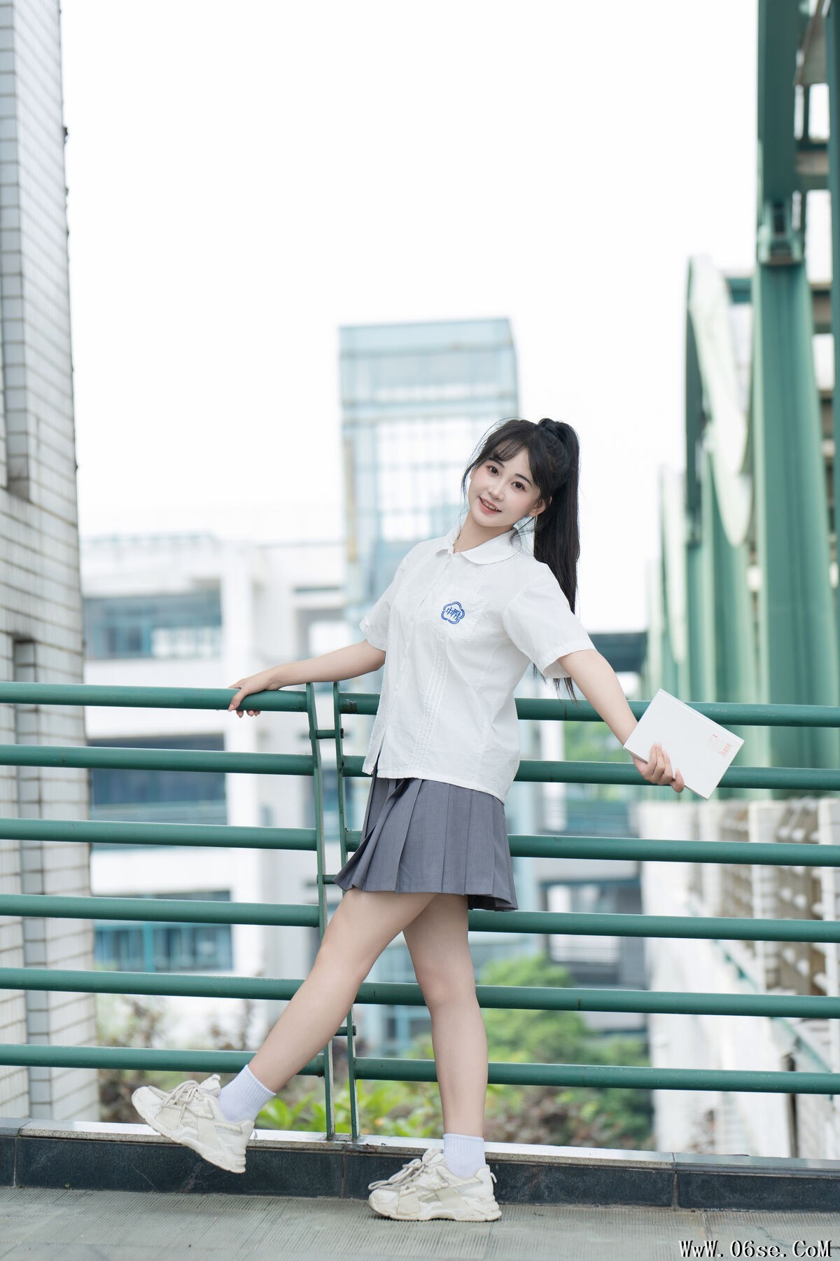 图片[21]-YiTuYu艺图语 Vol.7260 Jiao Yi Zhi Sui Sui[33P]-六色网