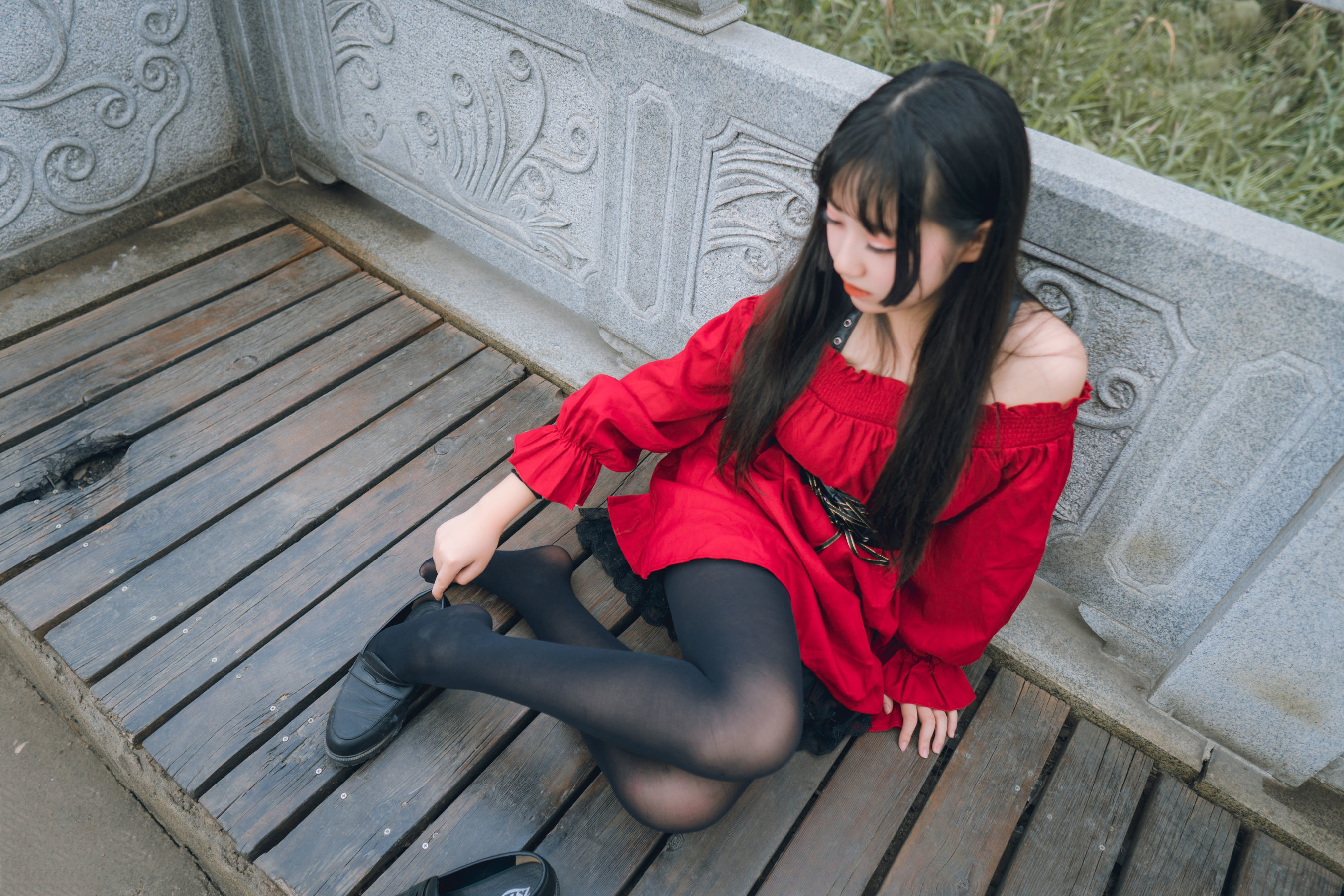 图片[21]-喵糖映画 VOL.453 红与黑 写真套图 [30P]-六色网