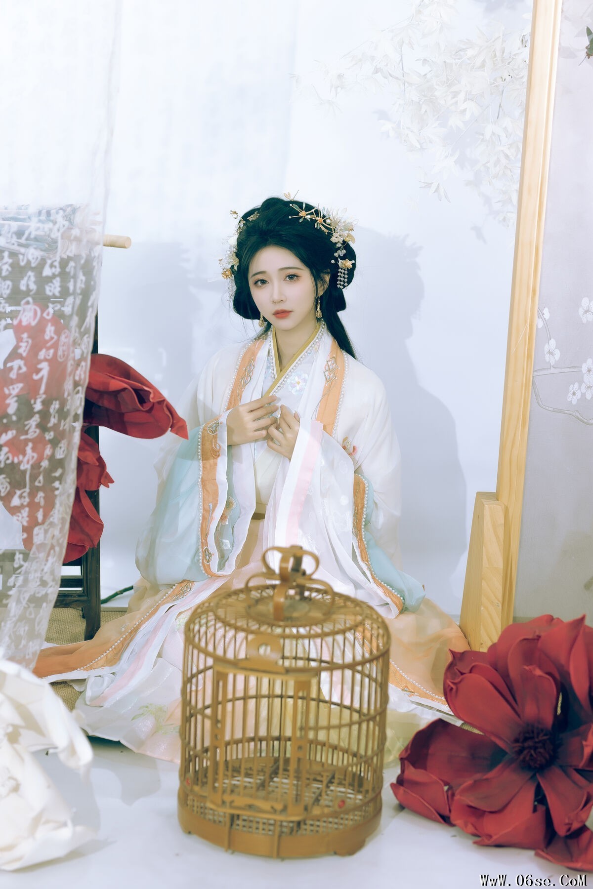 图片[23]-YiTuYu艺图语 Vol.6689 Qi Luo Sheng De Xiao Su Su[29P]-六色网