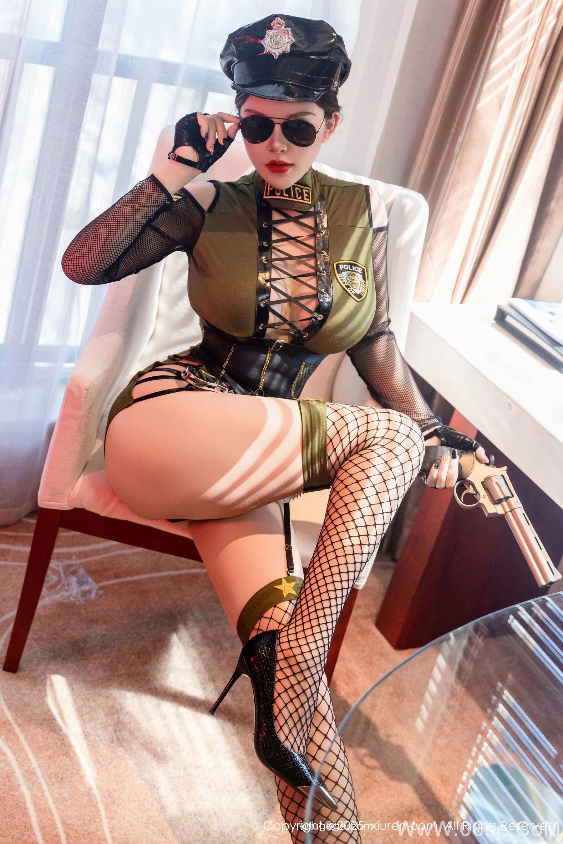 图片[11]-[Xiuren秀人网] 2025.03.25 NO.10064 伊丽莎有点白[98P]-六色网