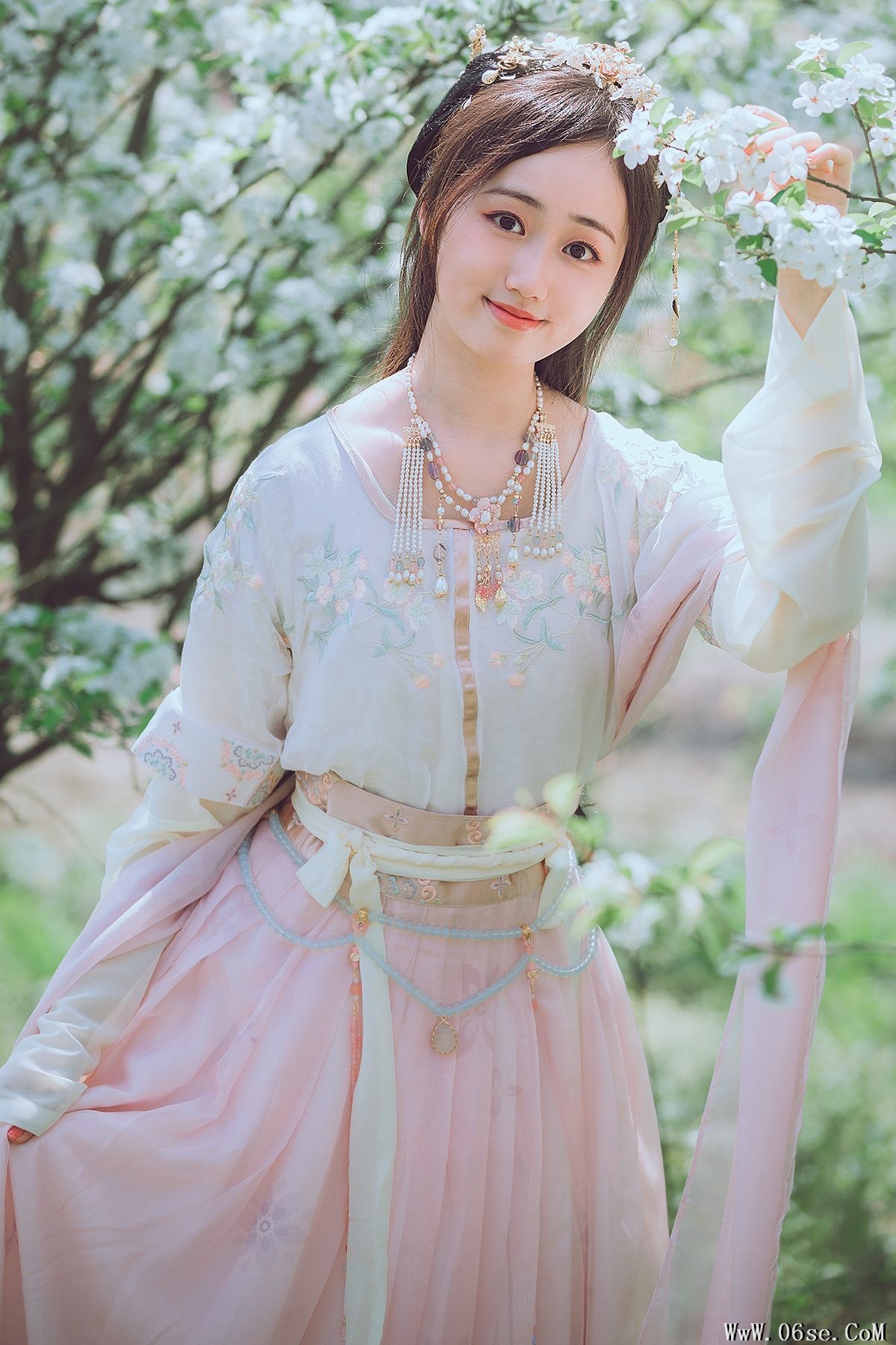 YiTuYu艺图语 Vol.4334 Ling Xiao[26P]-六色网