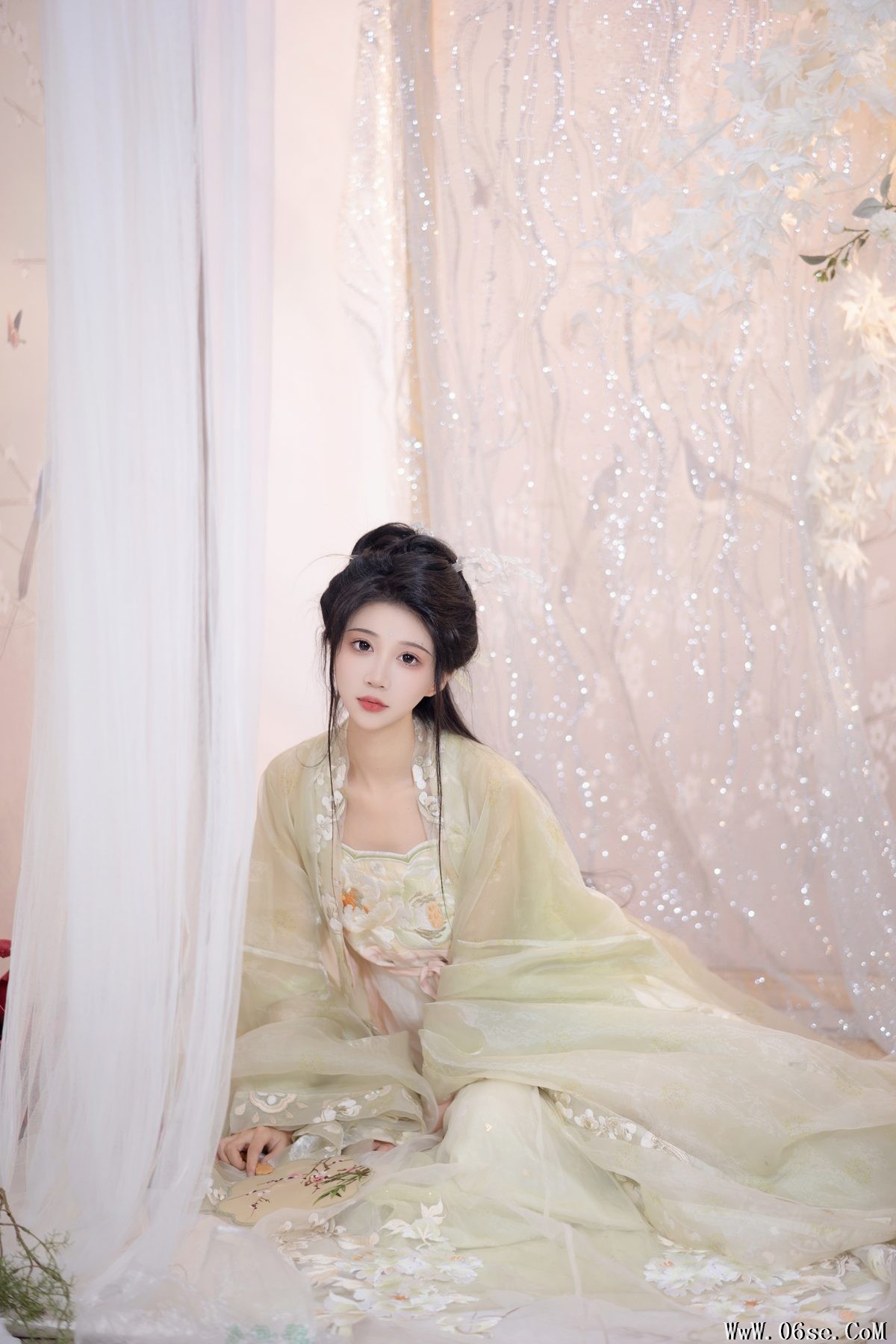 图片[16]-YiTuYu艺图语 Vol.4143 Qi Luo Sheng De Xiao Su Su[28P]-六色网