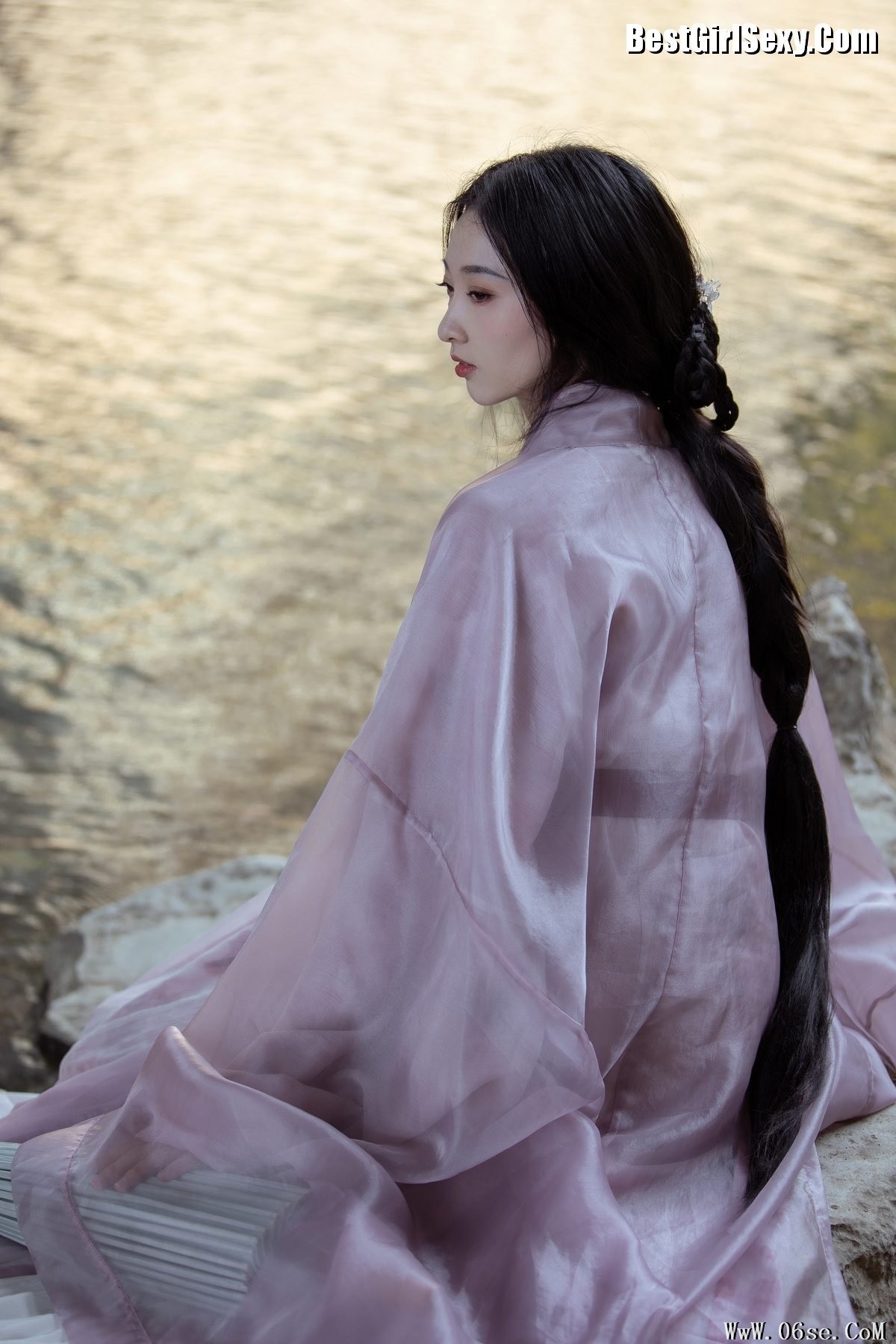 图片[12]-YiTuYu艺图语 Vol.3809 A Moon[33P]-六色网