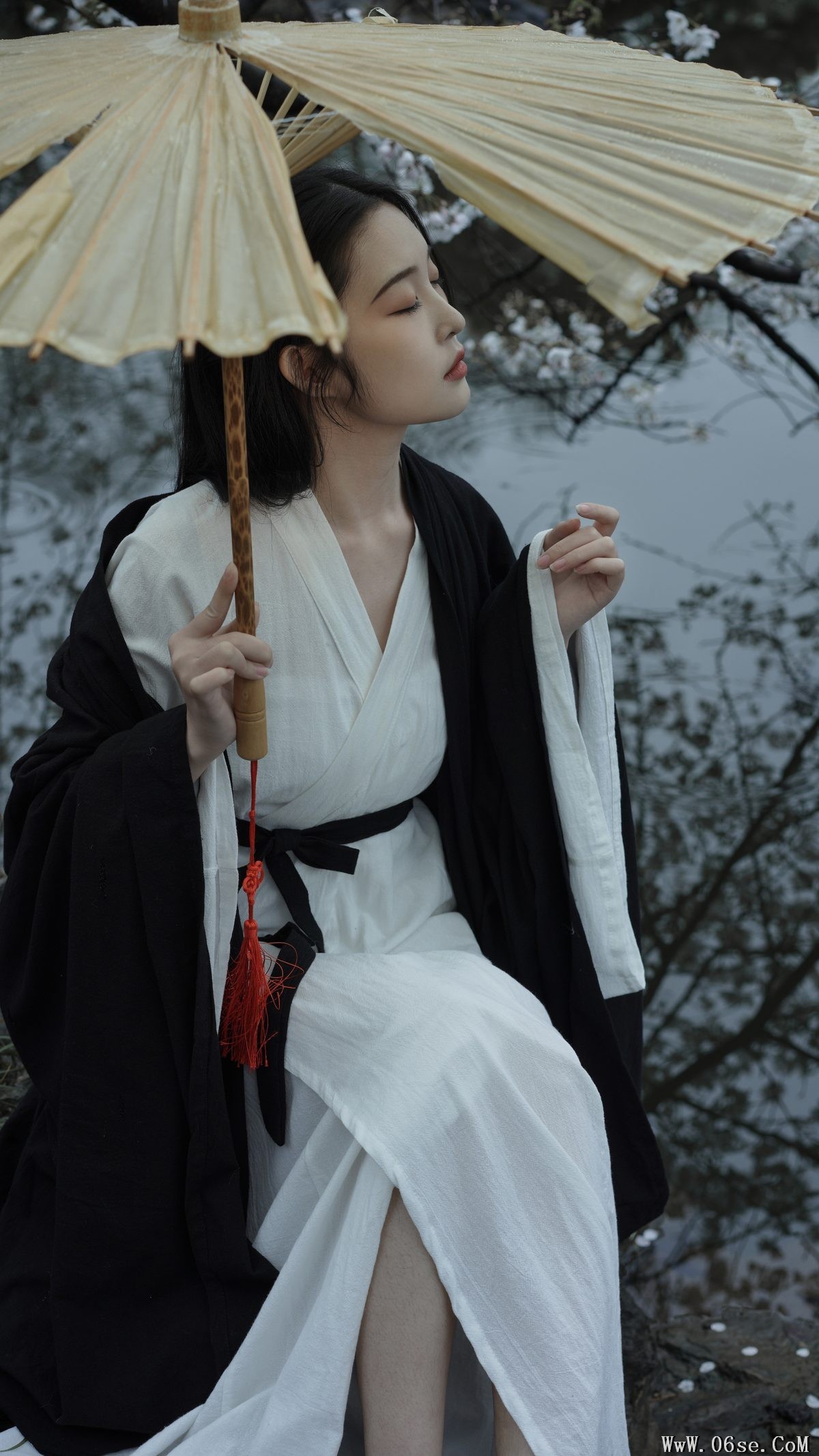 图片[28]-YiTuYu艺图语 Vol.3894 Ai Tan Xian De Xia Shang Zhou[33P]-六色网