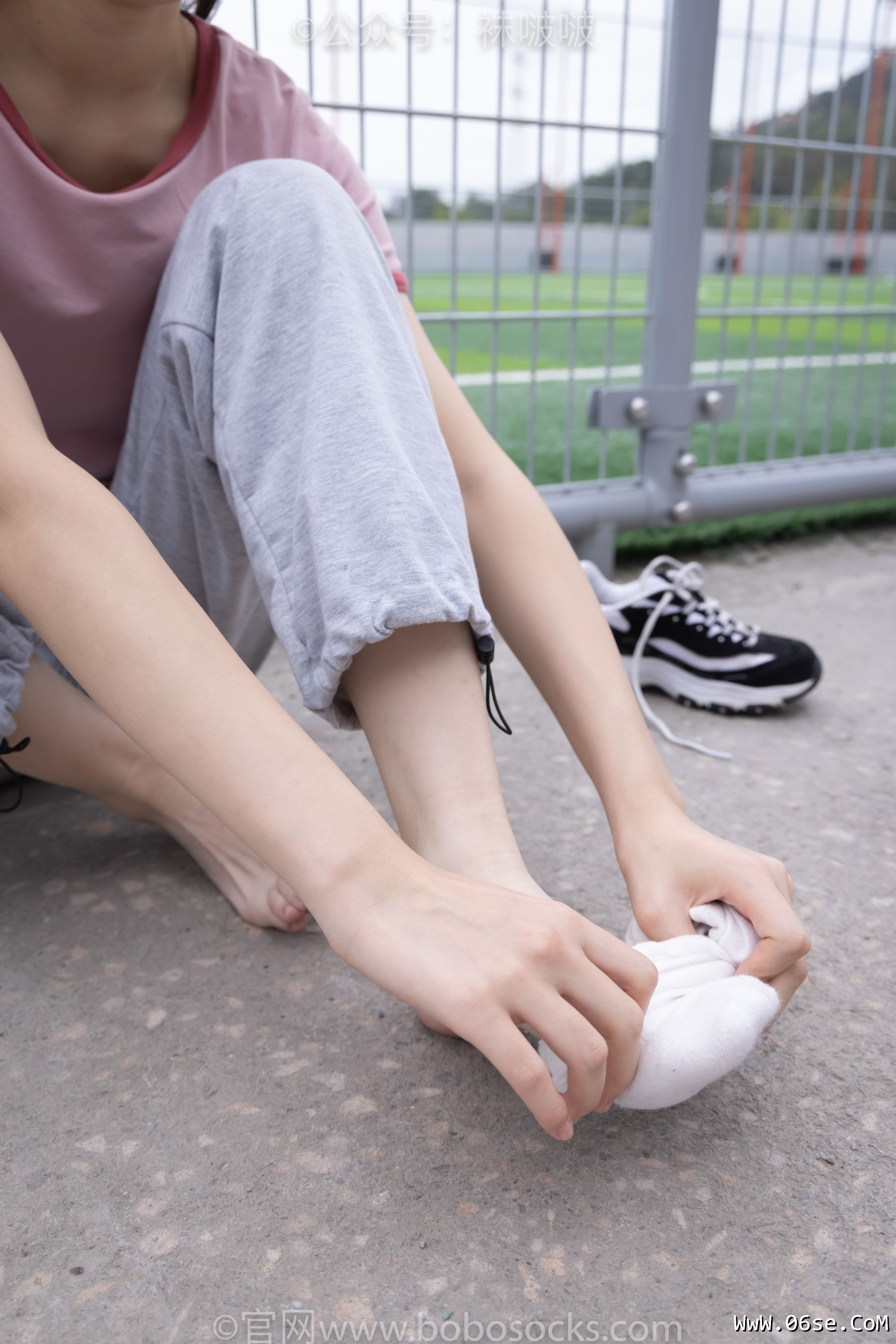 图片[124]-BoBoSocks袜啵啵 No.016 熊熊-斯凯奇运动鞋、棉袜、裸足[147P]-六色网