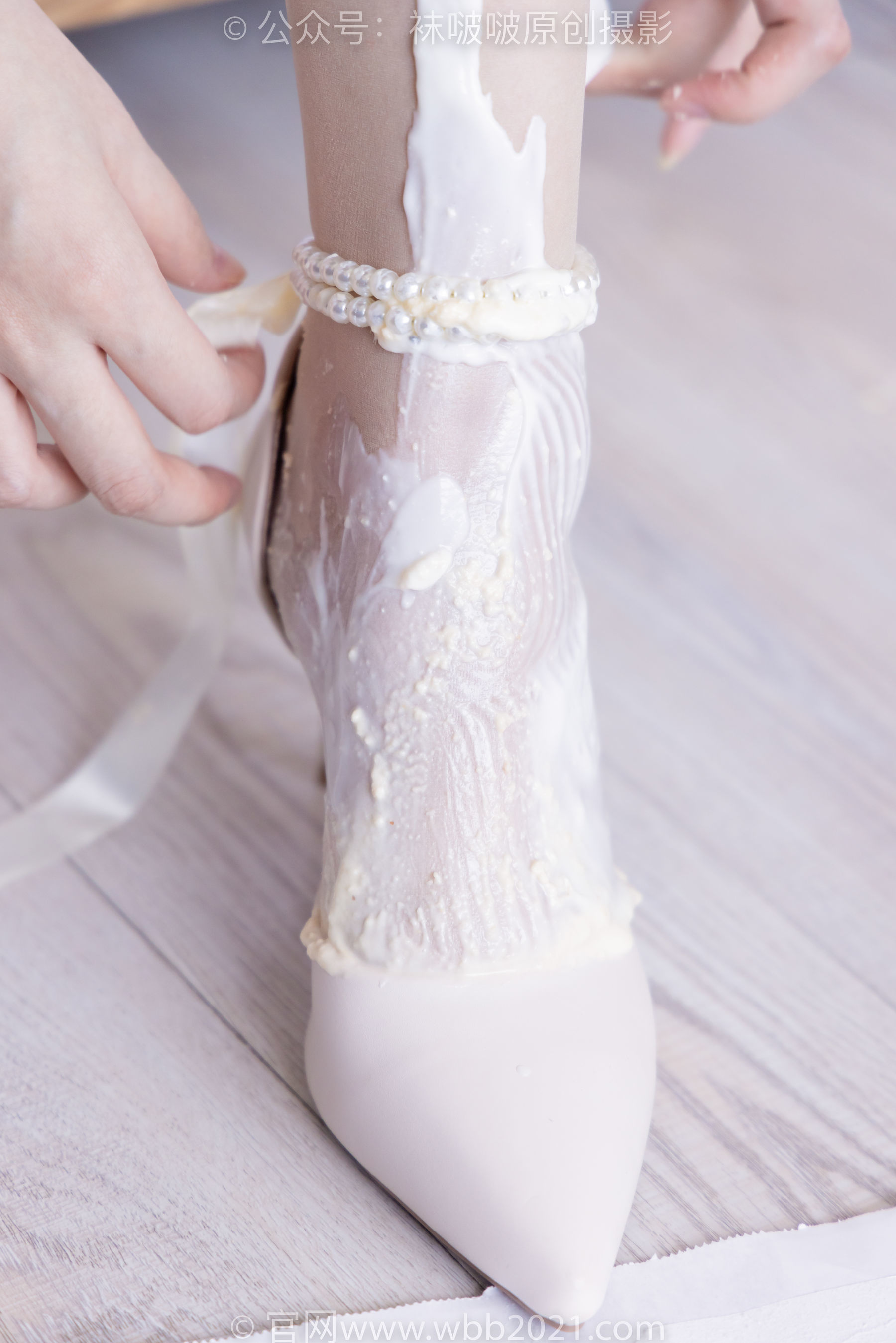 图片[31]-BoBoSocks袜啵啵 No.367 小甜豆 -高跟鞋、油亮白丝、丝袜踩奶油蛋糕[145P]-六色网