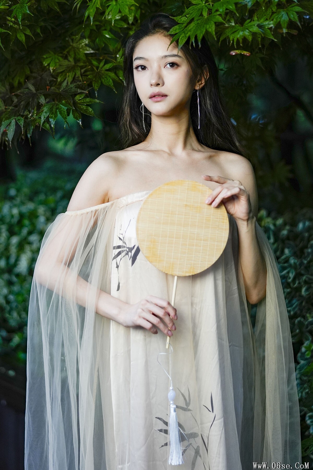 YiTuYu艺图语 Vol.7412 Yu Yan Jia[26P]-六色网