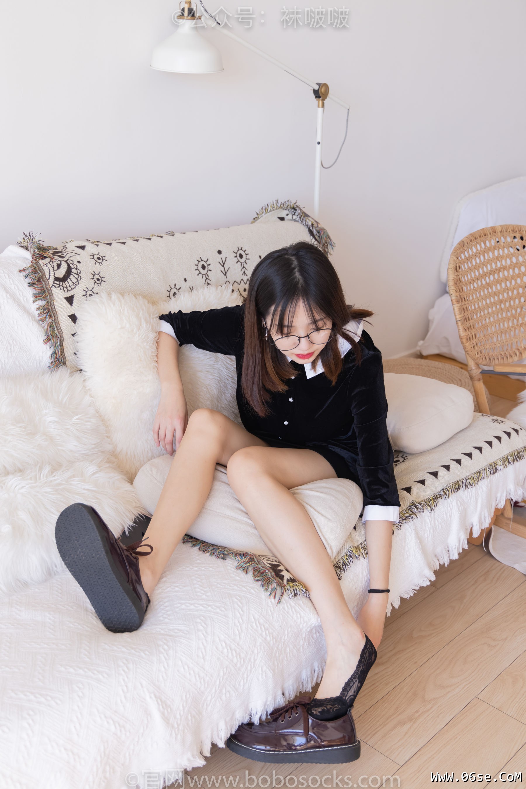 图片[93]-BoBoSocks袜啵啵 No.053 小甜豆-皮鞋、厚黑丝、黑色蕾丝船袜[140P]-六色网