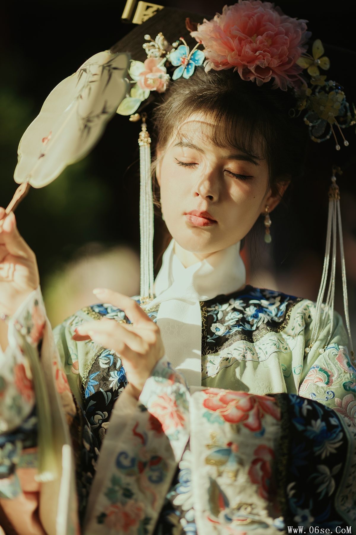 图片[22]-YiTuYu艺图语 Vol.5909 An Xiao Yi[33P]-六色网