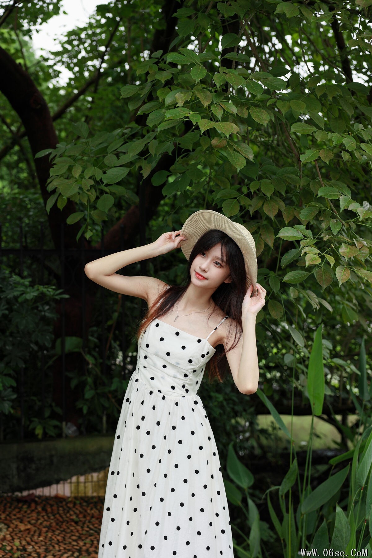 图片[16]-YiTuYu艺图语 Vol.7307 Xiao Le Ge Fei Xiang[29P]-六色网