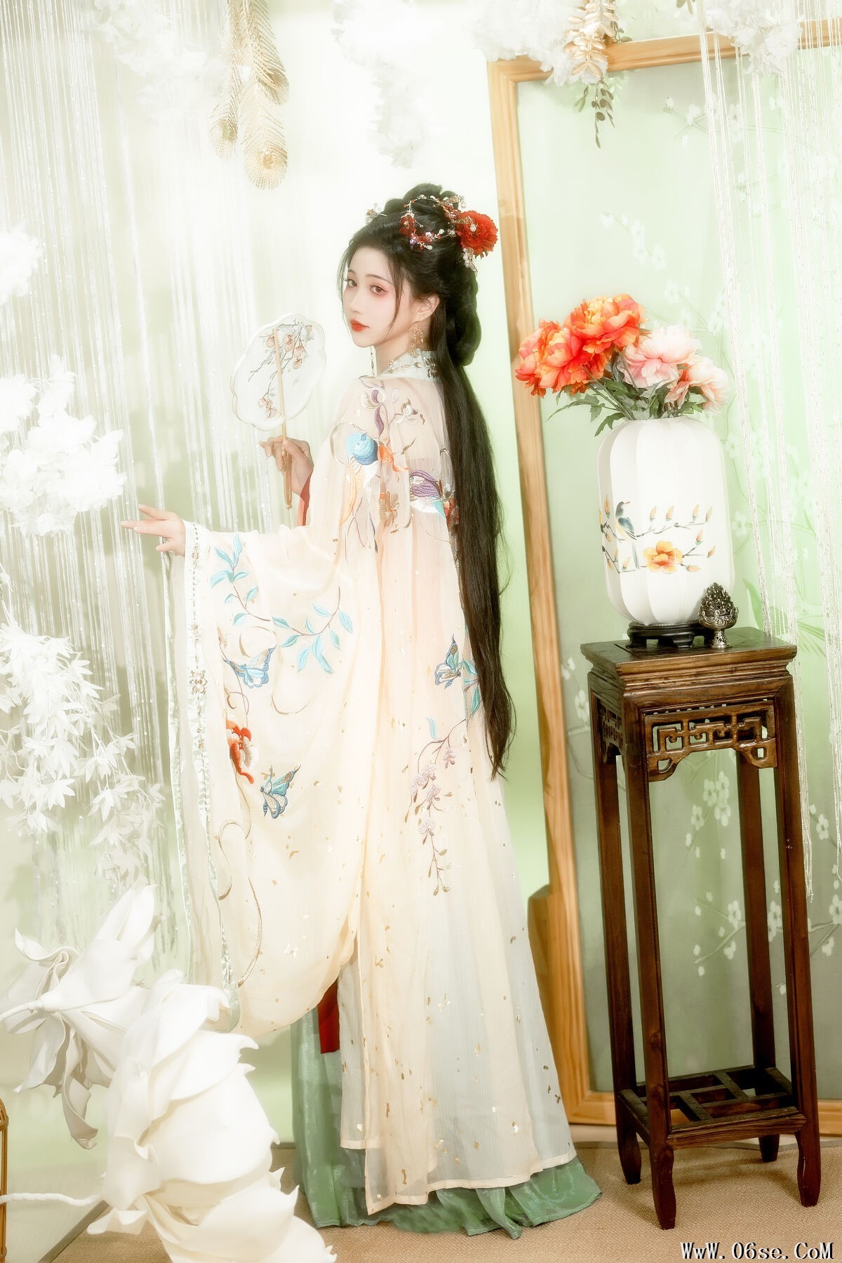 图片[19]-YiTuYu艺图语 Vol.7124 Qi Luo Sheng De Xiao Su Su[25P]-六色网