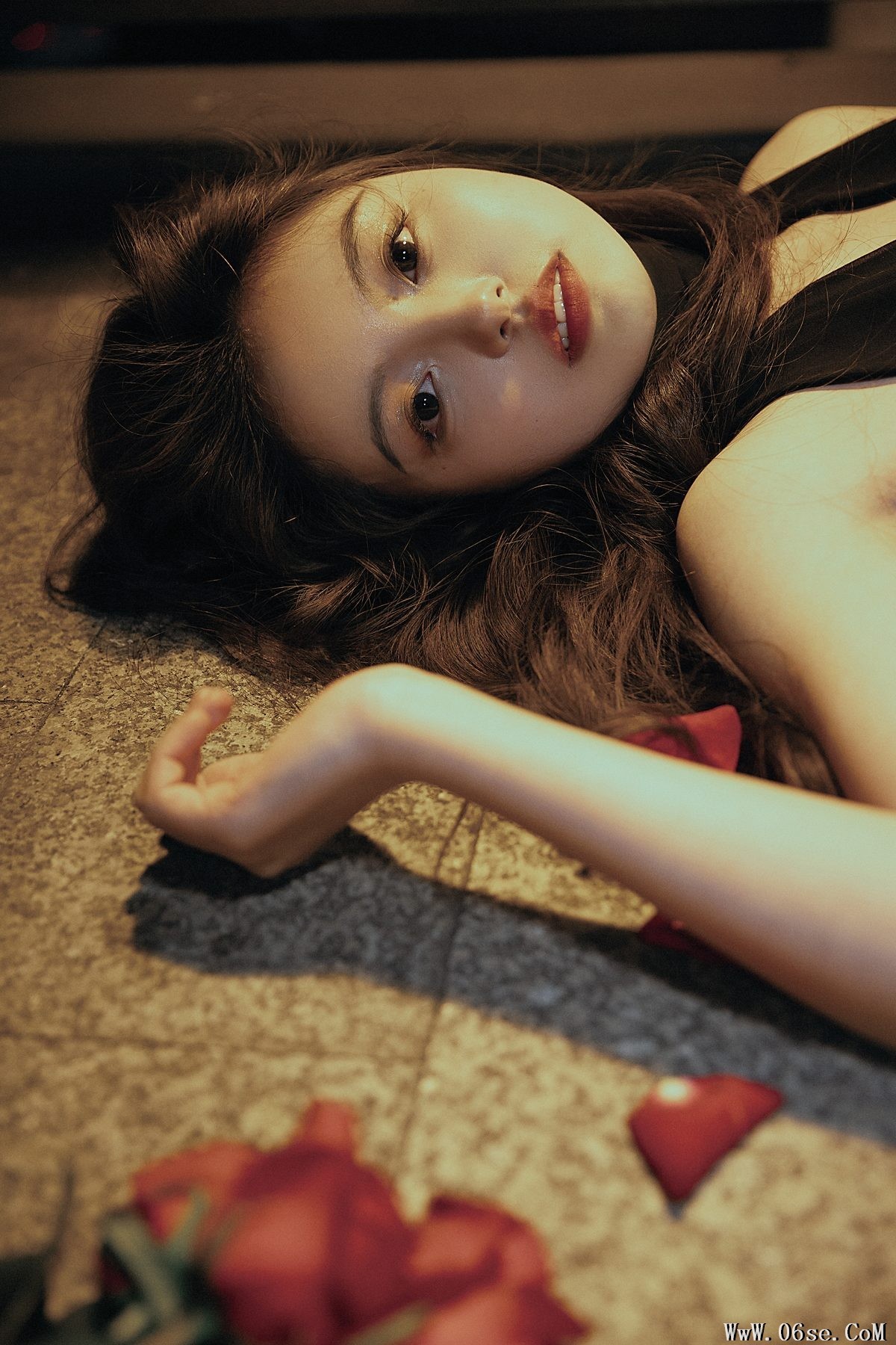 图片[18]-YiTuYu艺图语 Vol.4355 Chong Chong Die Die[28P]-六色网