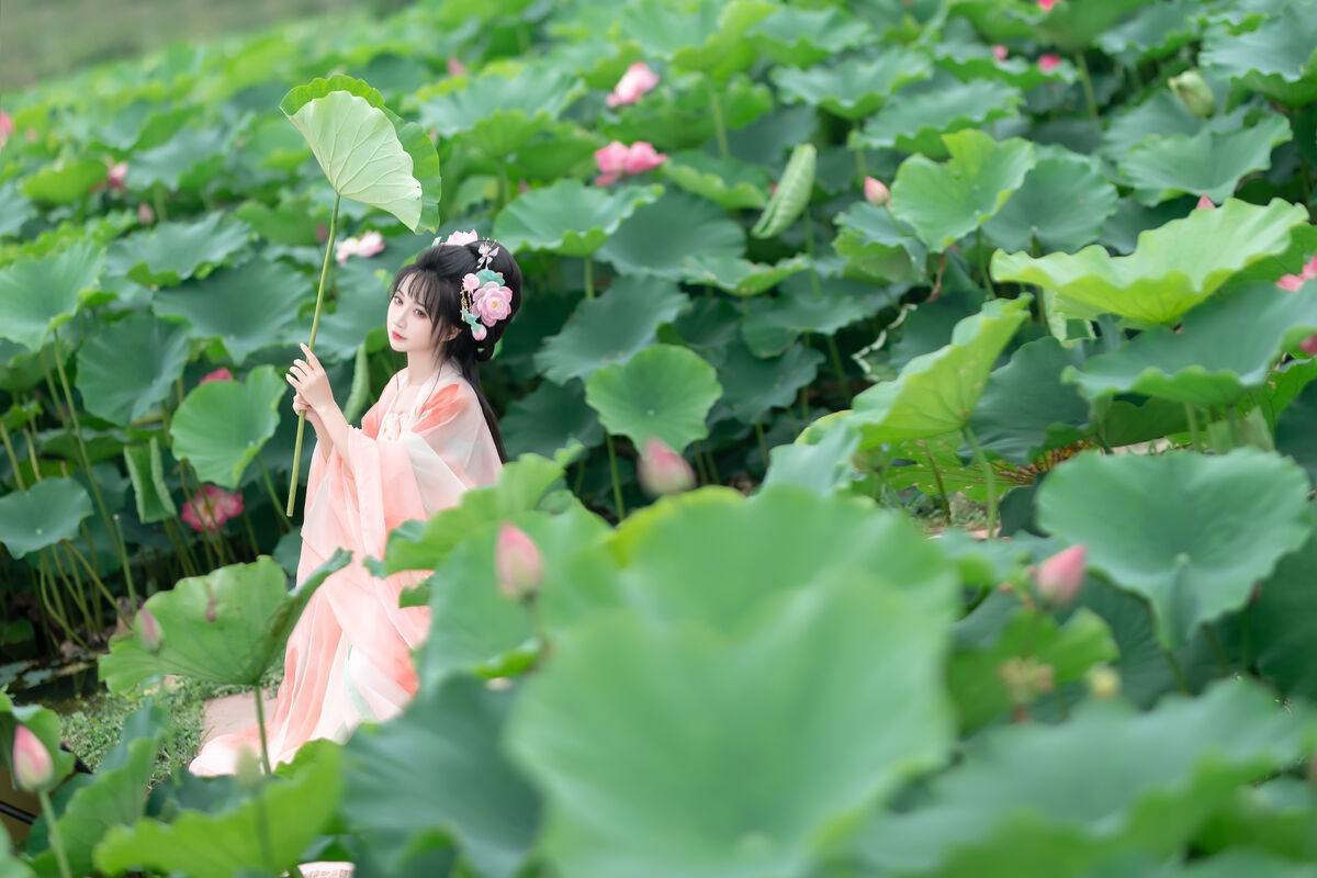 图片[18]-YiTuYu艺图语 Vol.7685 Qi Luo Sheng De Xiao Su Su[28P]-六色网