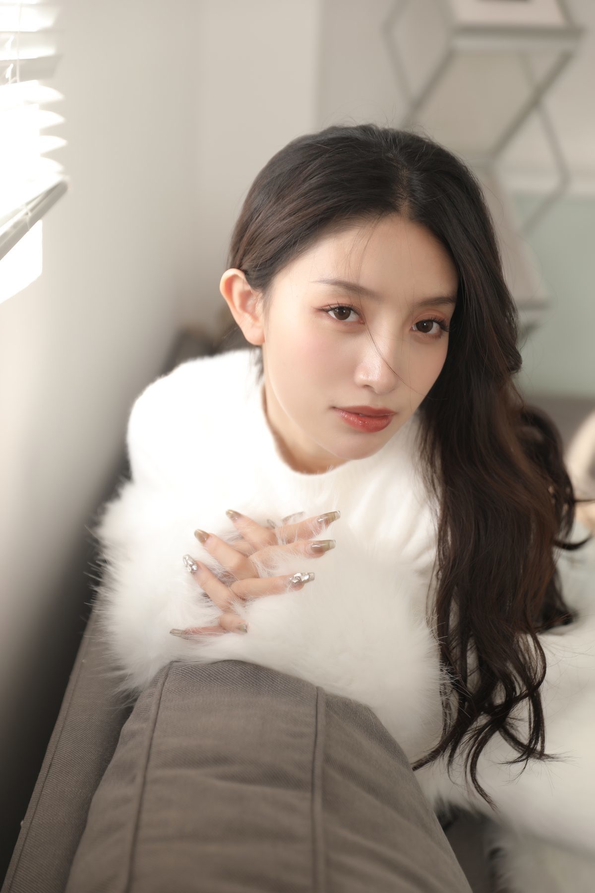 图片[30]-YiTuYu艺图语 Vol.3186 Ning Meng Jing A[32P]-六色网