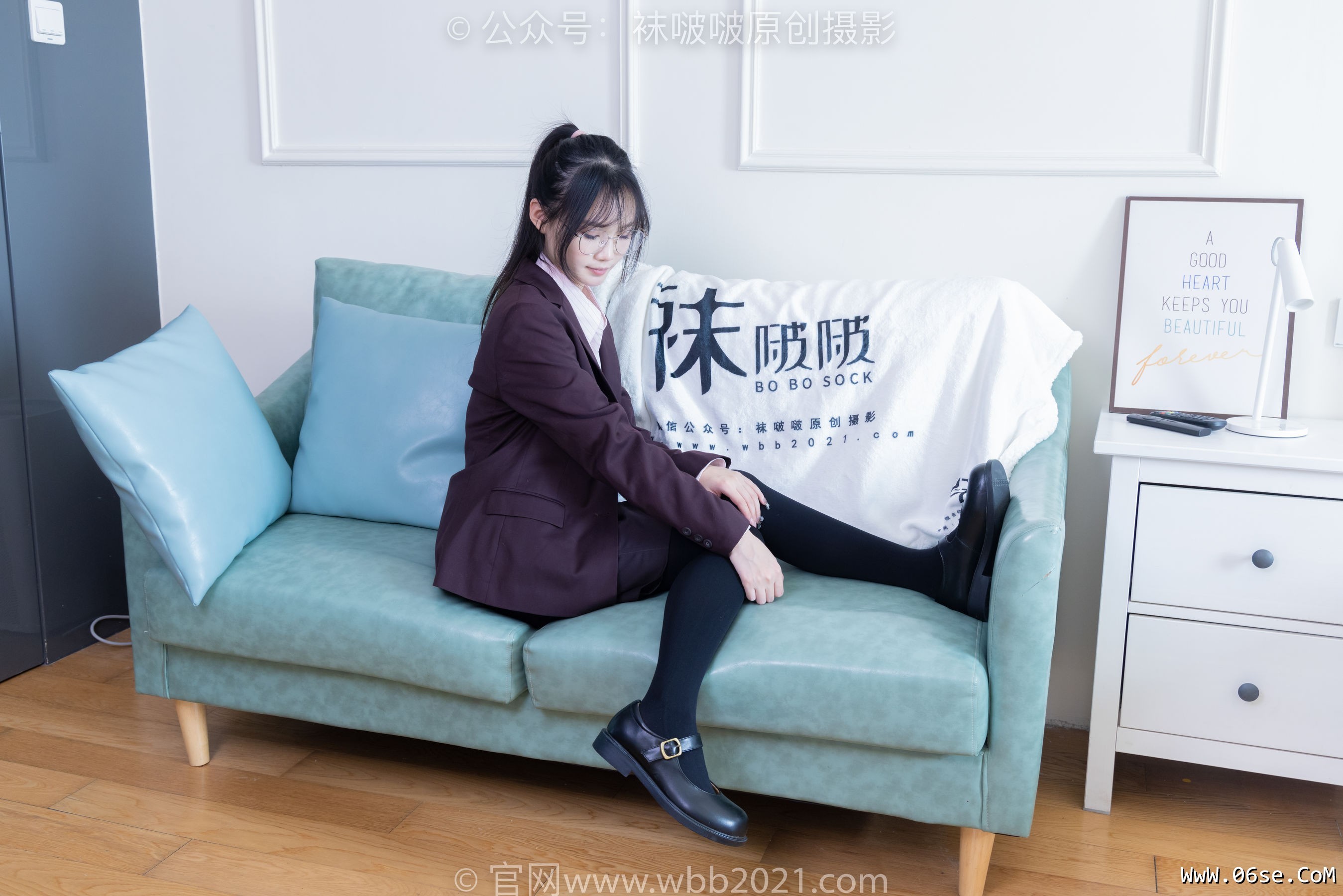 图片[23]-BoBoSocks袜啵啵 No.362 甜甜圈 -两双皮鞋、厚肉丝、厚黑丝、ol制服[230P]-六色网