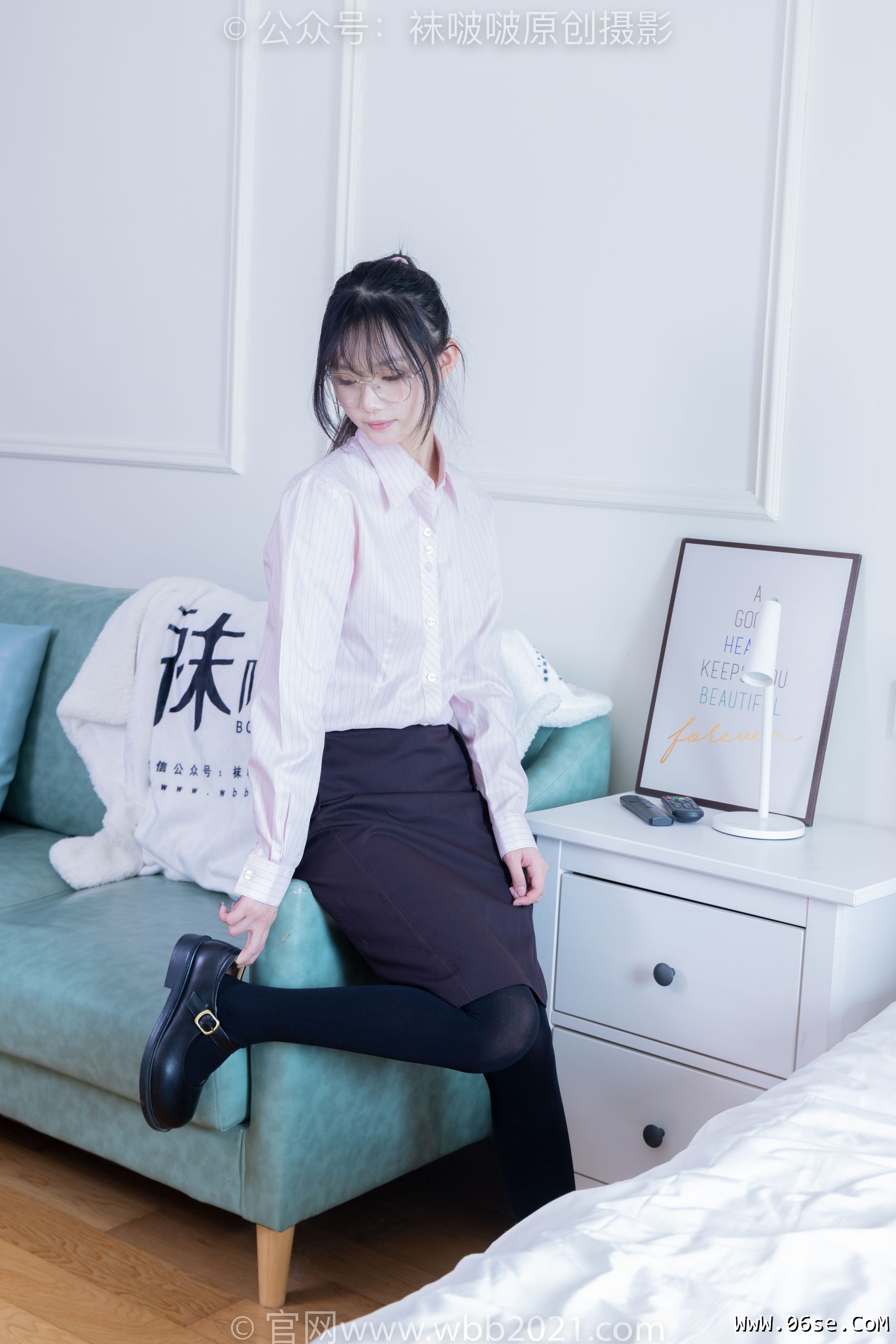 图片[53]-BoBoSocks袜啵啵 No.362 甜甜圈 -两双皮鞋、厚肉丝、厚黑丝、ol制服[230P]-六色网