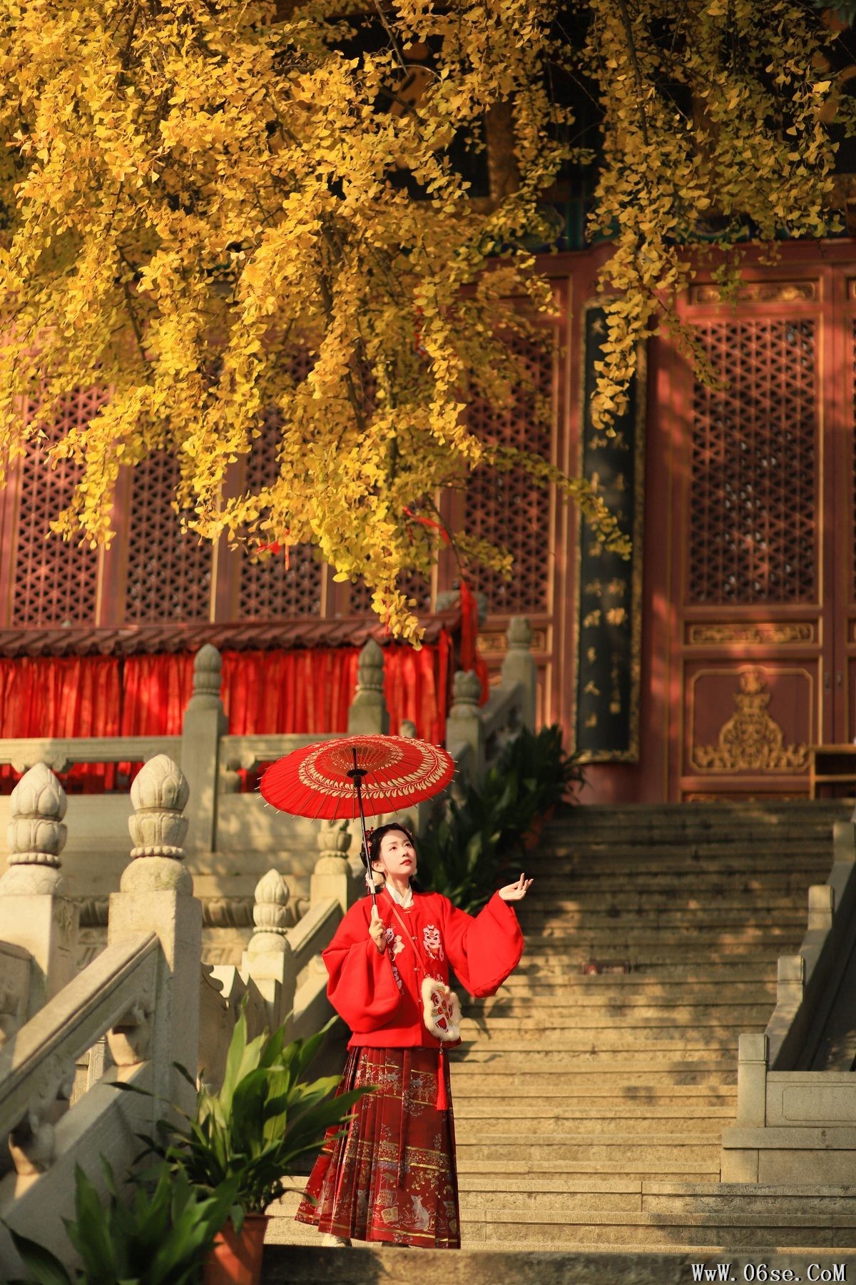 图片[5]-YiTuYu艺图语 Vol.5536 Ce Er Qing Xin Ting[32P]-六色网