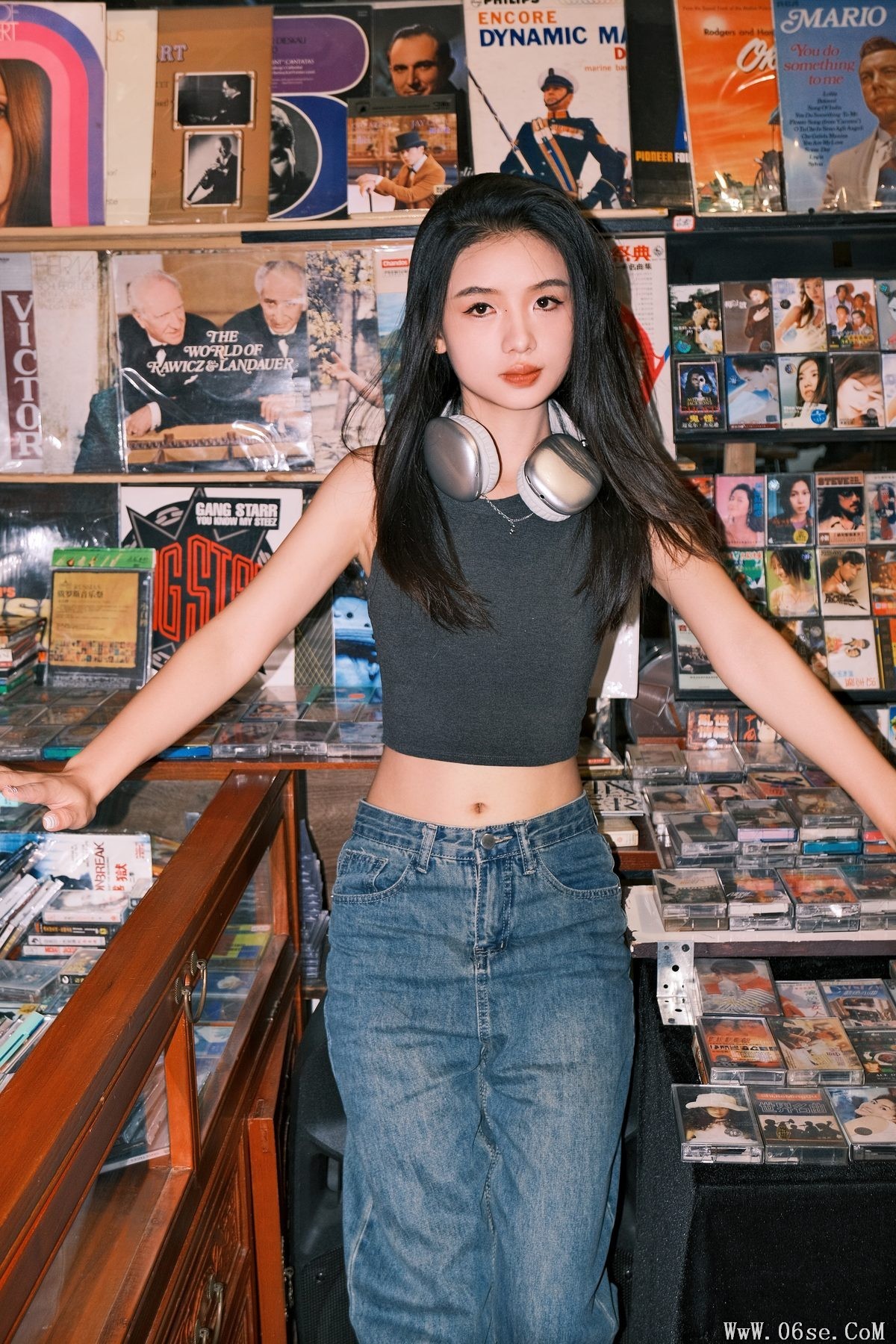 图片[21]-YiTuYu艺图语 Vol.5694 Bu Ta Xiao Yao[32P]-六色网