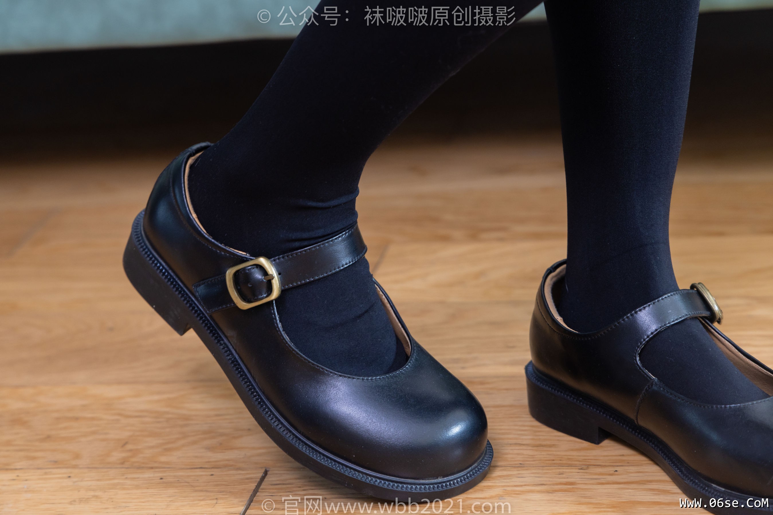 图片[14]-BoBoSocks袜啵啵 No.362 甜甜圈 -两双皮鞋、厚肉丝、厚黑丝、ol制服[230P]-六色网