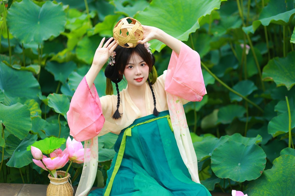图片[22]-YiTuYu艺图语 Vol.4797 Mu Yan Se CC[27P]-六色网