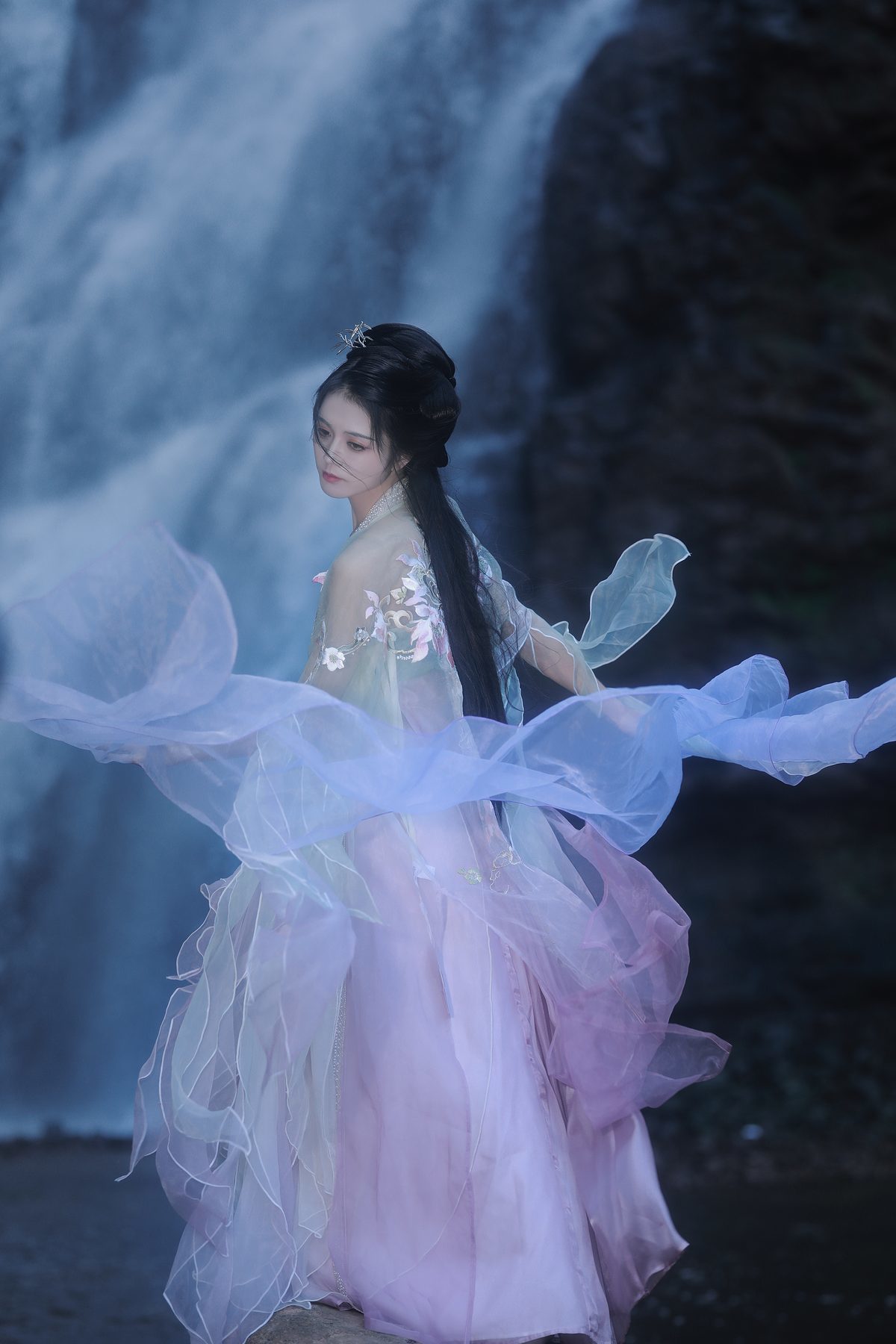 图片[19]-YiTuYu艺图语 Vol.5506 Wu Sui[28P]-六色网