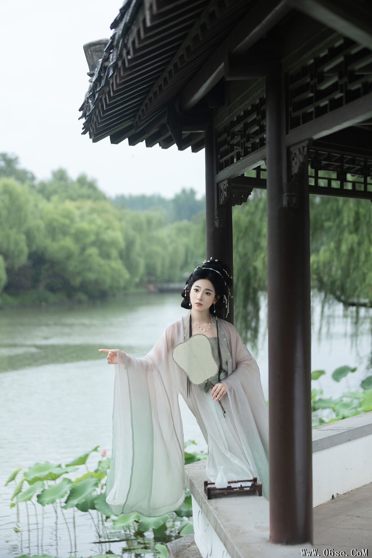 图片[14]-YiTuYu艺图语 Vol.7383 La Tu Tou[29P]-六色网