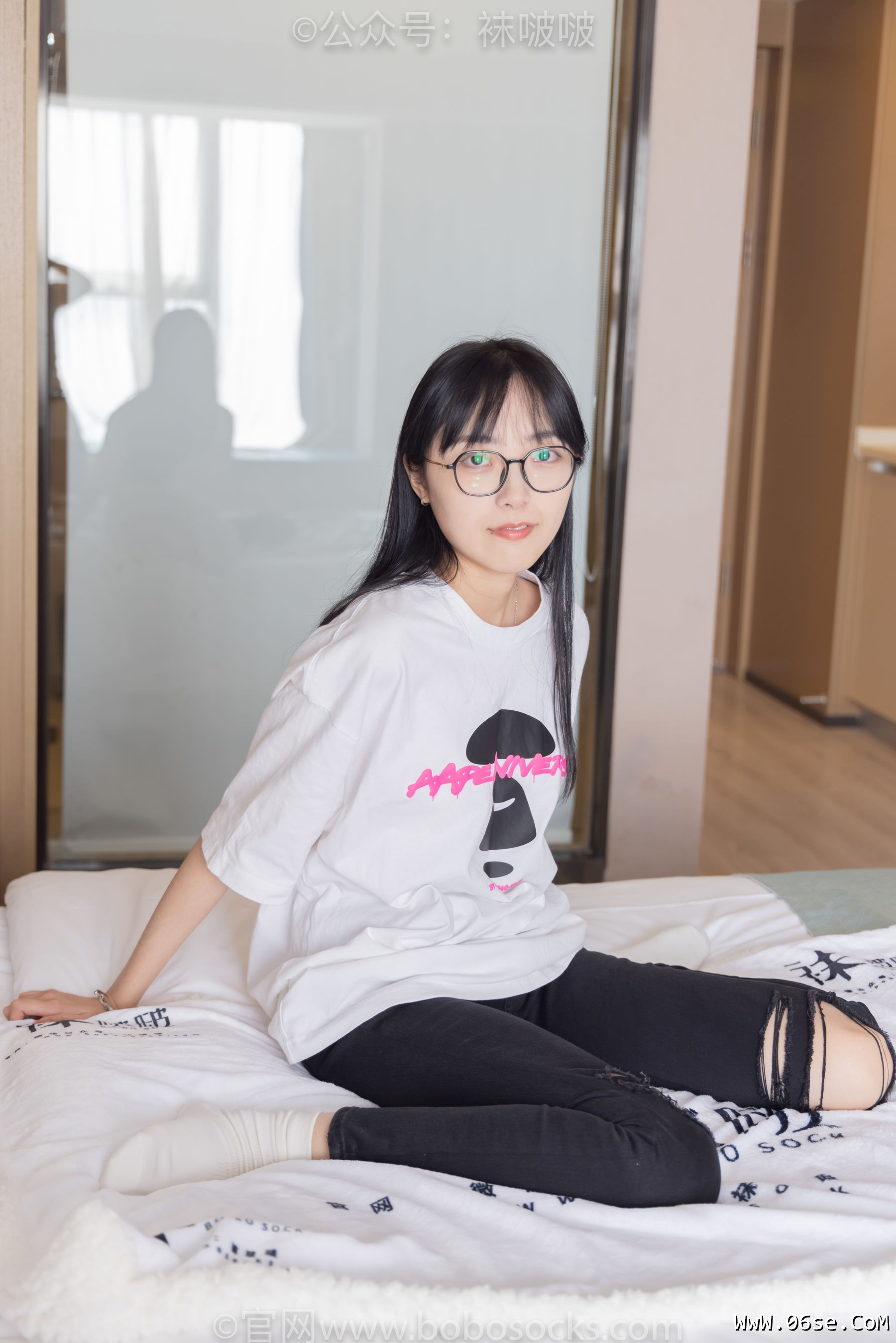图片[60]-BoBoSocks袜啵啵 No.055 稚予-斯凯奇运动鞋、白棉袜、黑棉袜[139P]-六色网