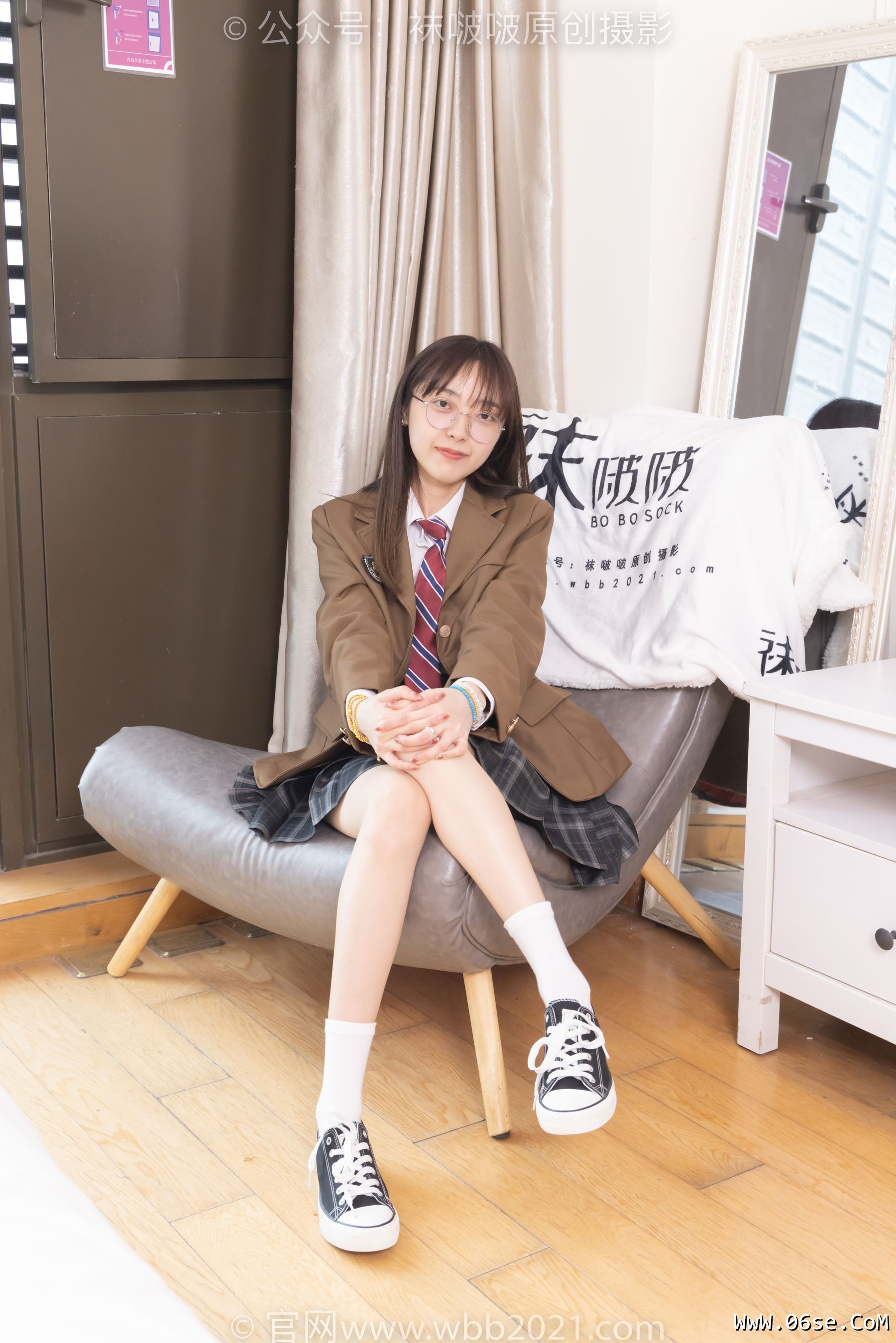 图片[116]-BoBoSocks袜啵啵 No.370 稚予 -板鞋、白棉袜、灰色棉船袜[140P]-六色网