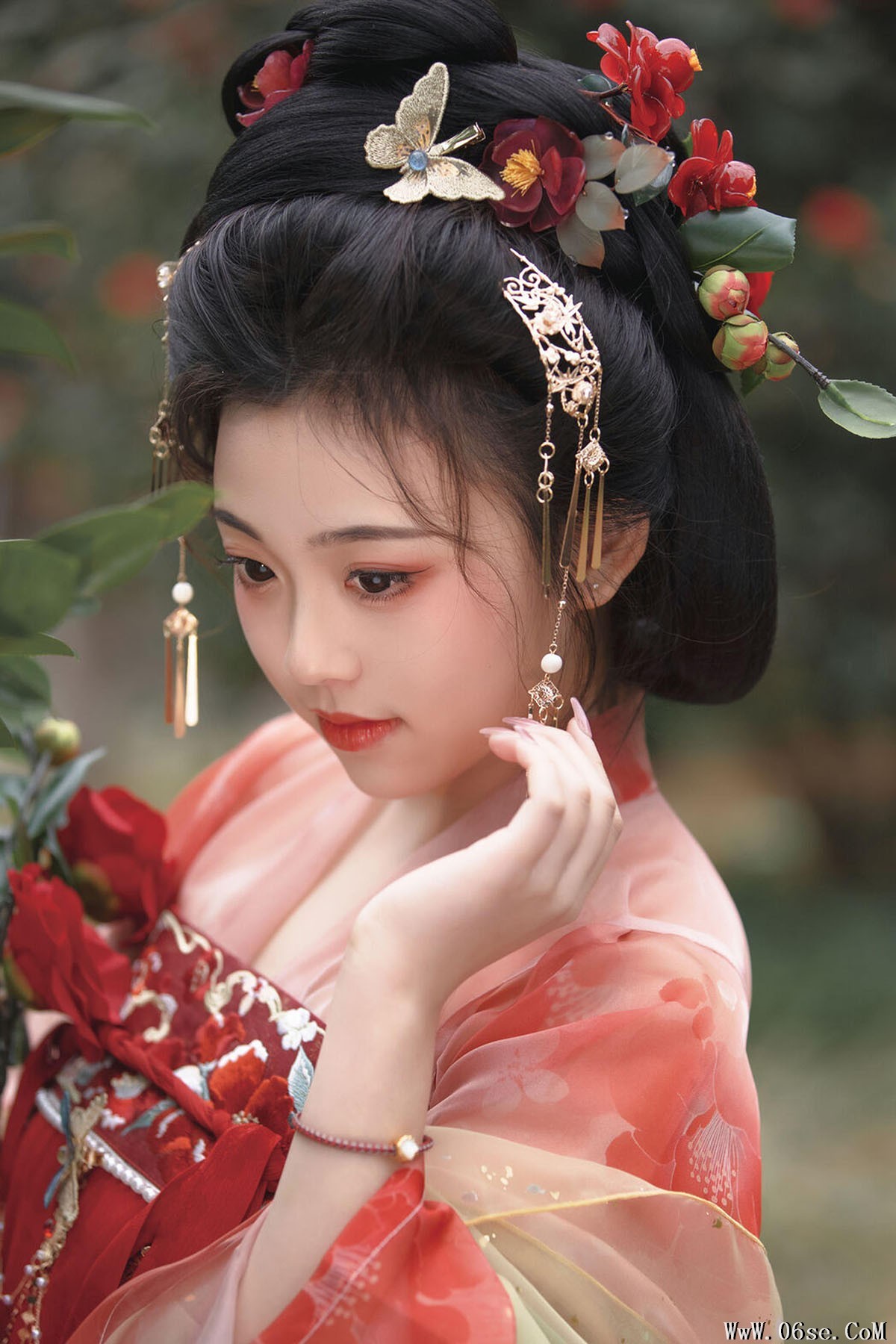 YiTuYu艺图语 Vol.6384 Jin Zou Ba[37P]-六色网