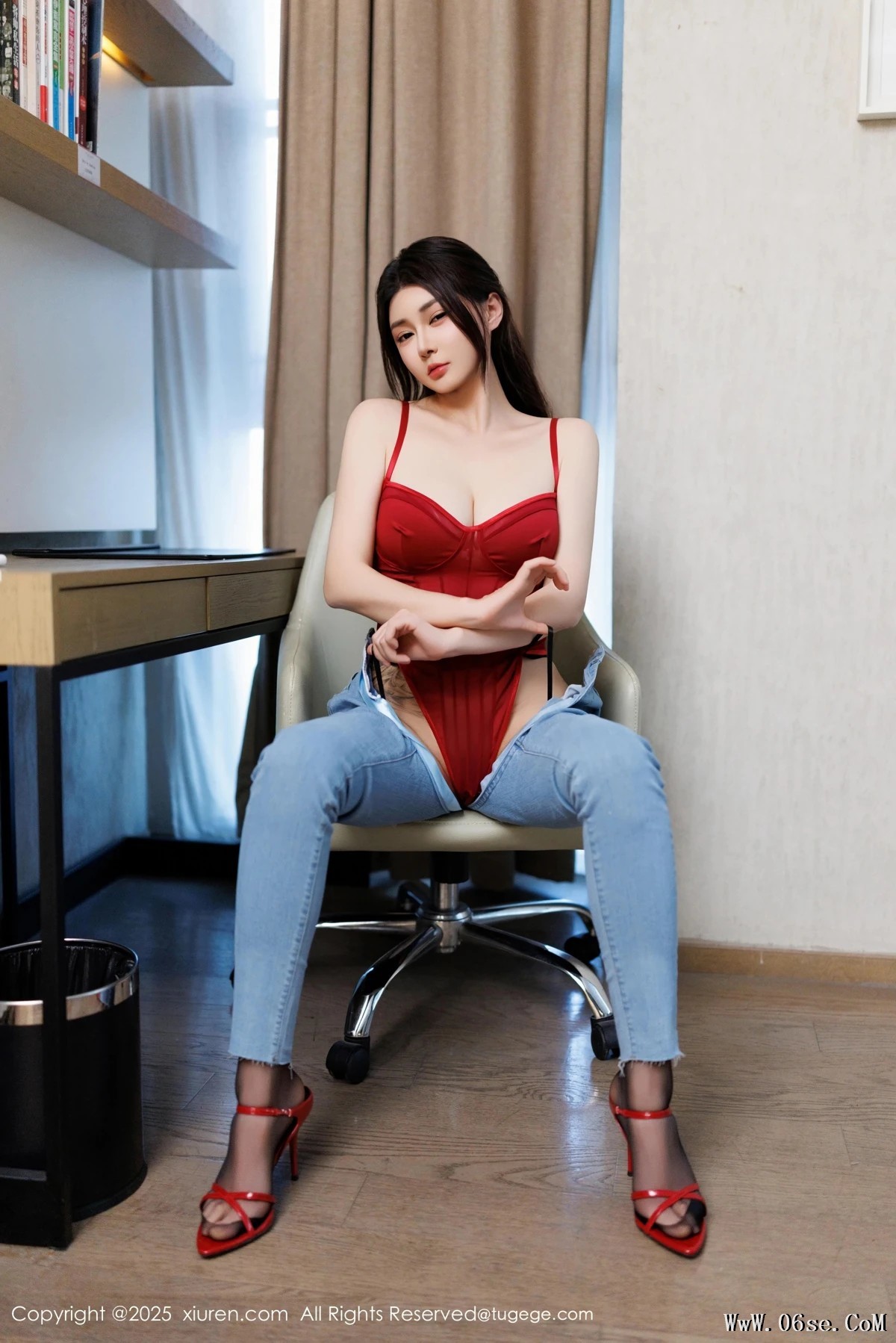 图片[35]-[秀人网] 2025.03.31 No.10090 凯竹Quinn [83P]-六色网