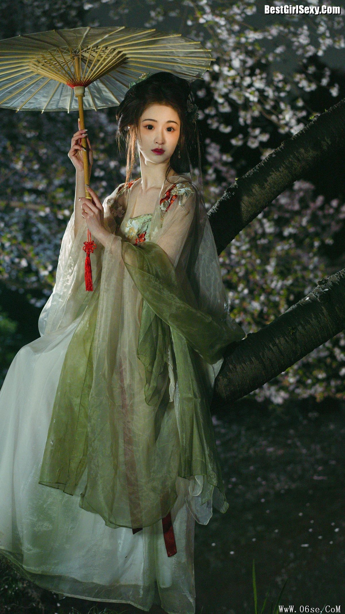 图片[19]-YiTuYu艺图语 Vol.4025 Shu Li[24P]-六色网