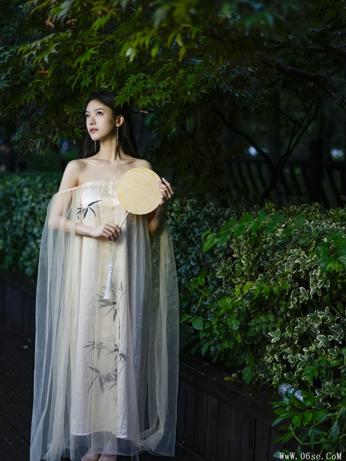 图片[16]-YiTuYu艺图语 Vol.7412 Yu Yan Jia[26P]-六色网