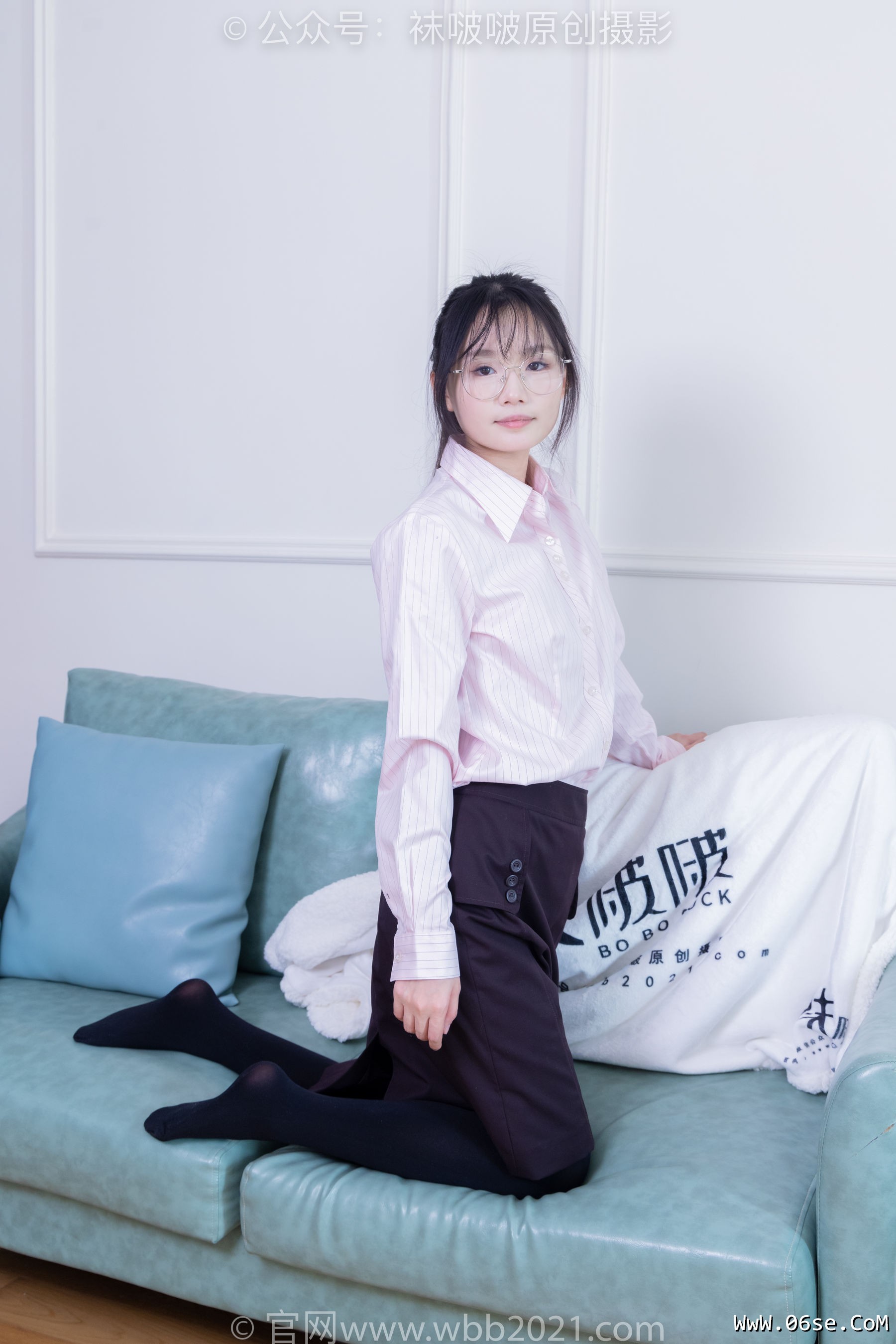 图片[138]-BoBoSocks袜啵啵 No.362 甜甜圈 -两双皮鞋、厚肉丝、厚黑丝、ol制服[230P]-六色网