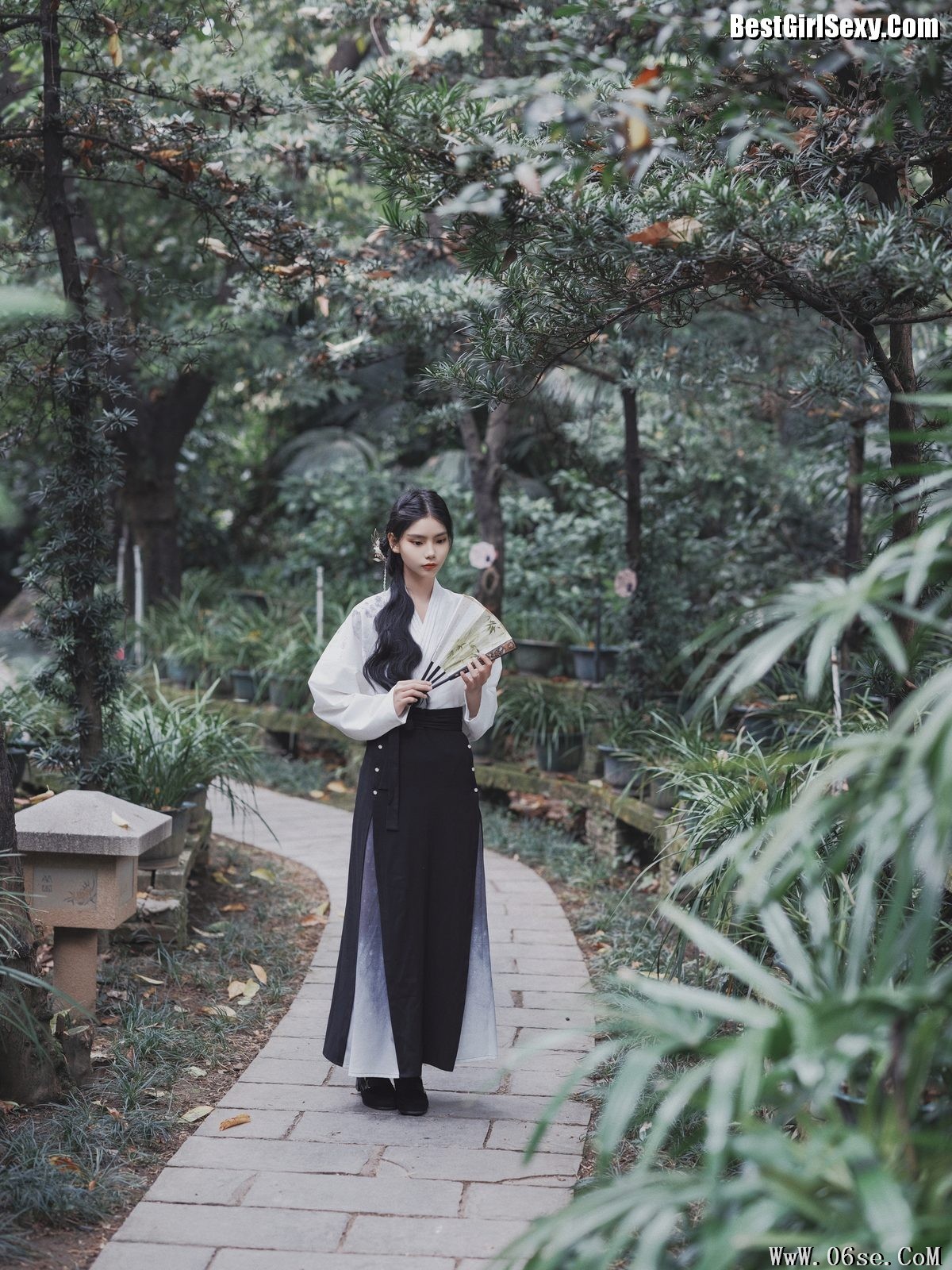图片[11]-YiTuYu艺图语 Vol.3933 Xiao Tian[44P]-六色网