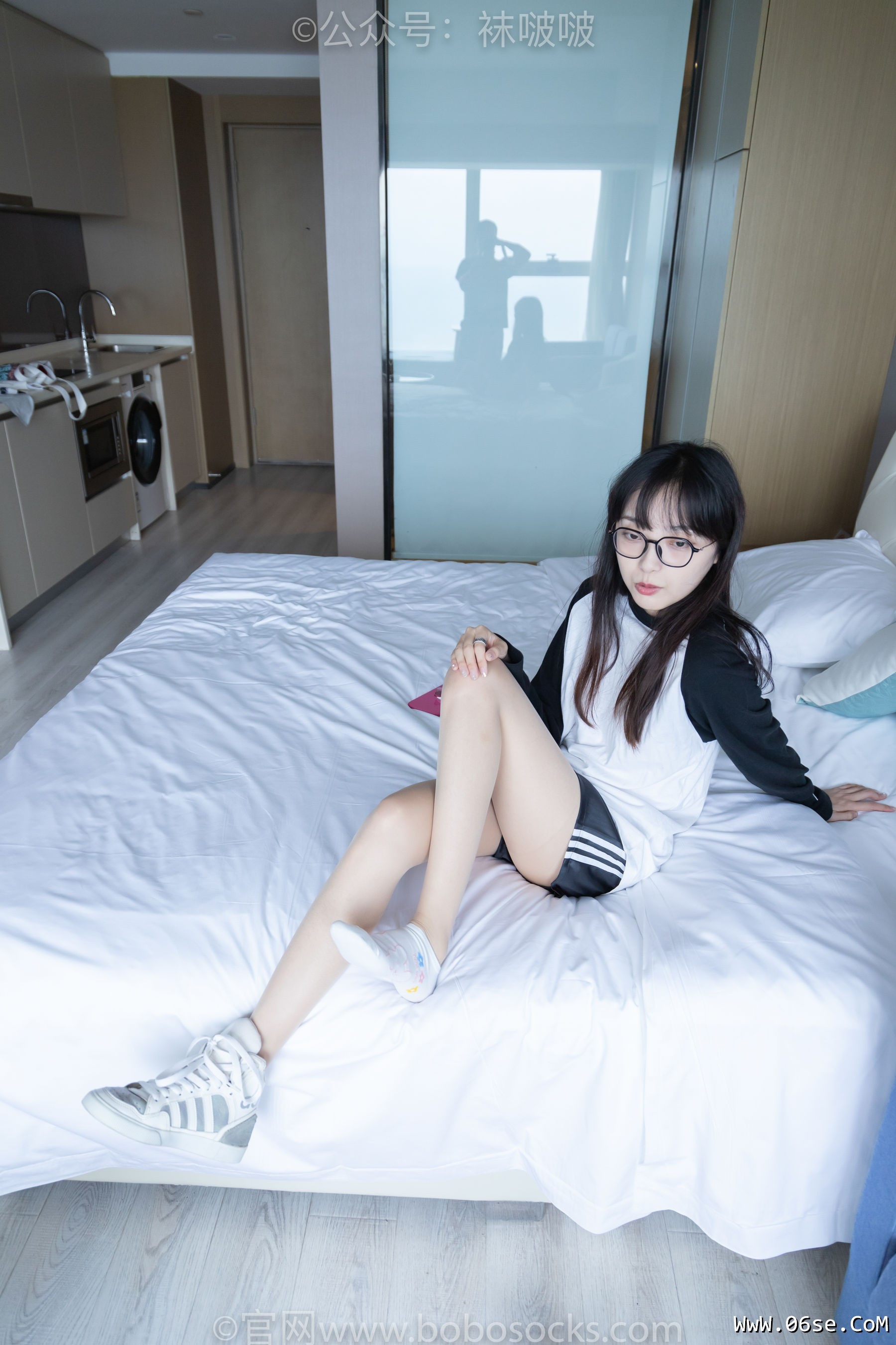 图片[53]-BoBoSocks袜啵啵 No.015 稚予-阿迪板鞋、白色短棉袜、肉丝[148P]-六色网