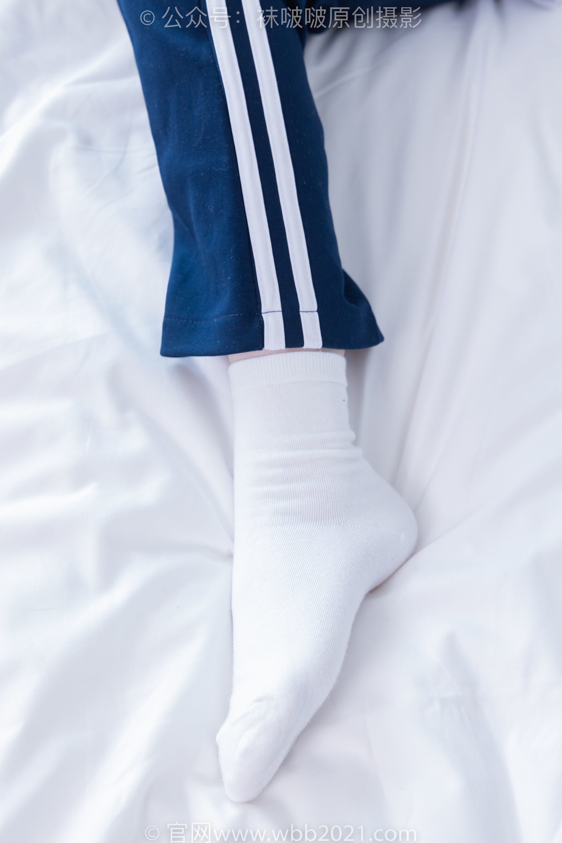 图片[113]-BoBoSocks袜啵啵 No.366 甜甜圈 -三双板鞋、白棉袜、短白丝[150P]-六色网