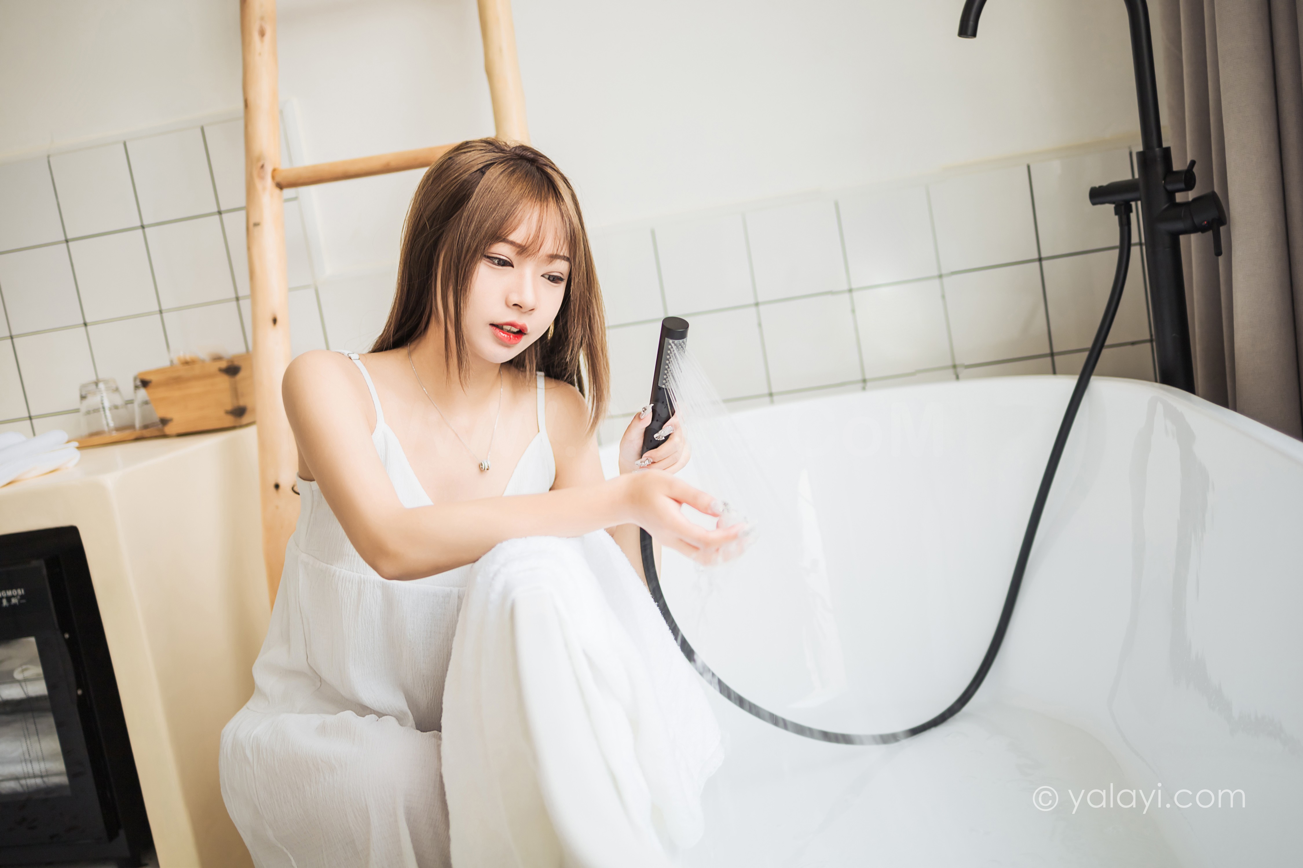 图片[4]-雅拉伊 – 阿禾《小女友》[41P]-六色网