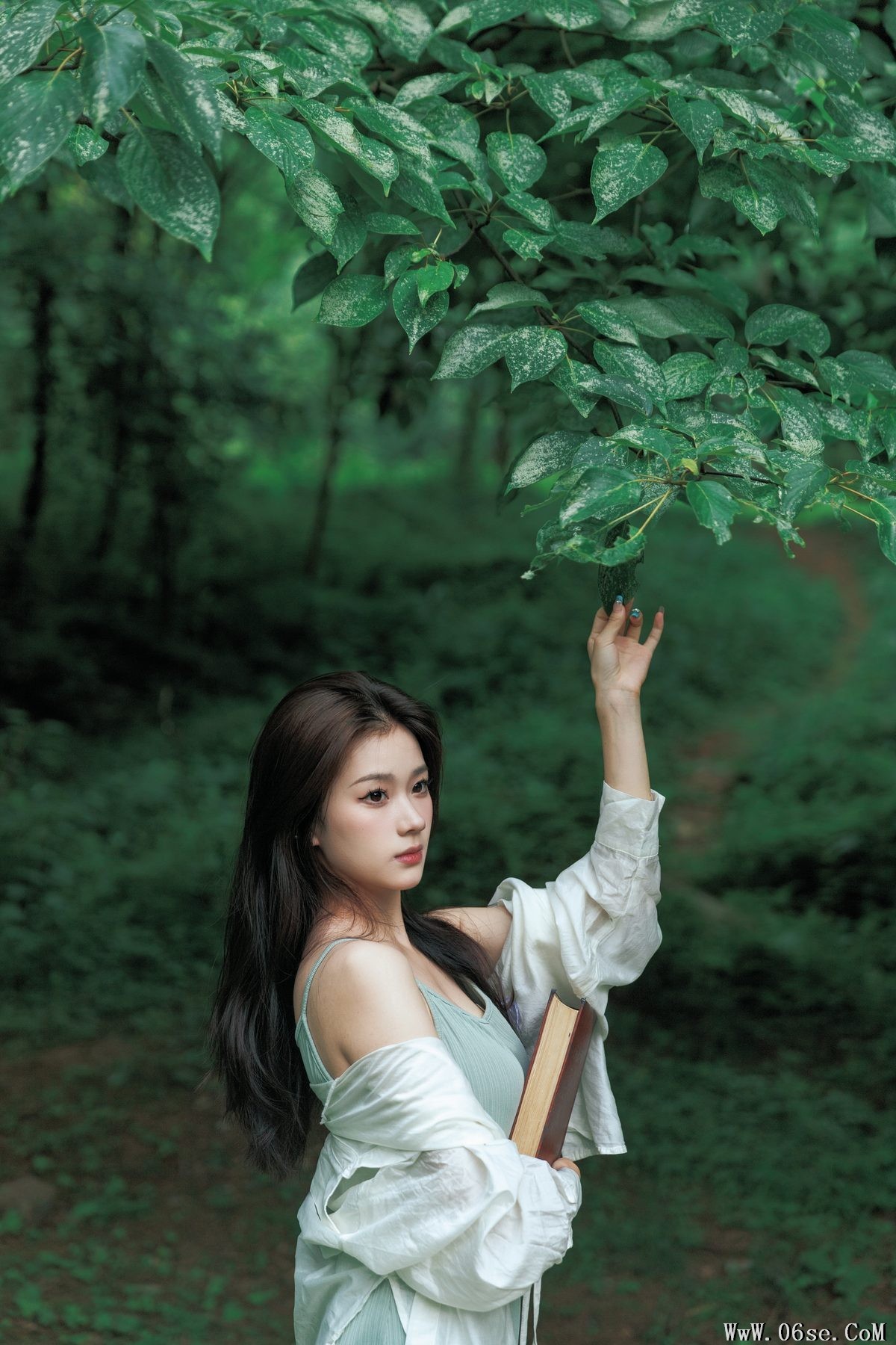图片[4]-YiTuYu艺图语 Vol.4958 Xiao Bei[38P]-六色网