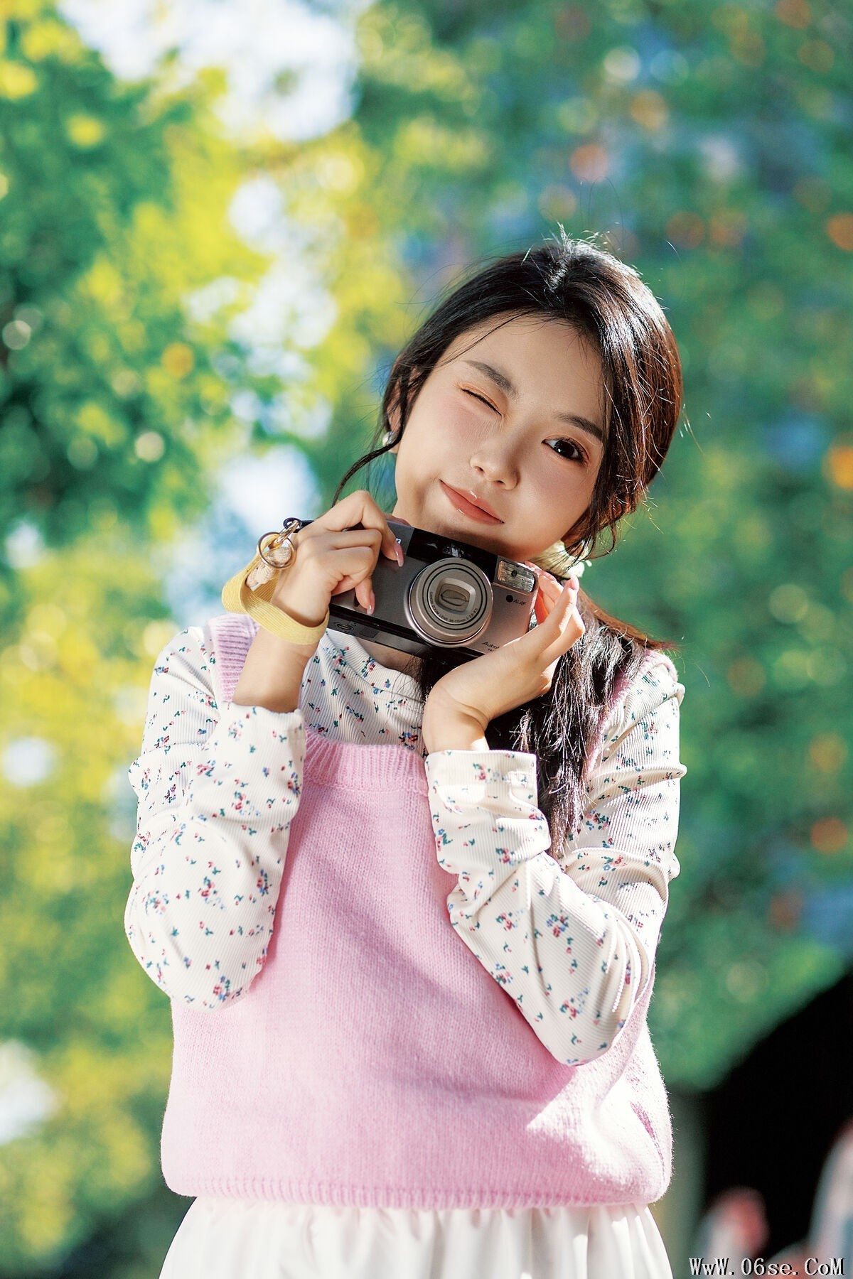 图片[23]-YiTuYu艺图语 Vol.6840 Shi Xiao Wan Zi[26P]-六色网