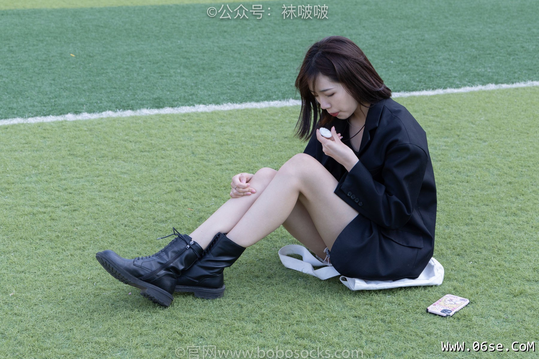 图片[20]-BoBoSocks袜啵啵 No.010 小甜豆-马丁靴、白色短棉袜、裸足[117P]-六色网